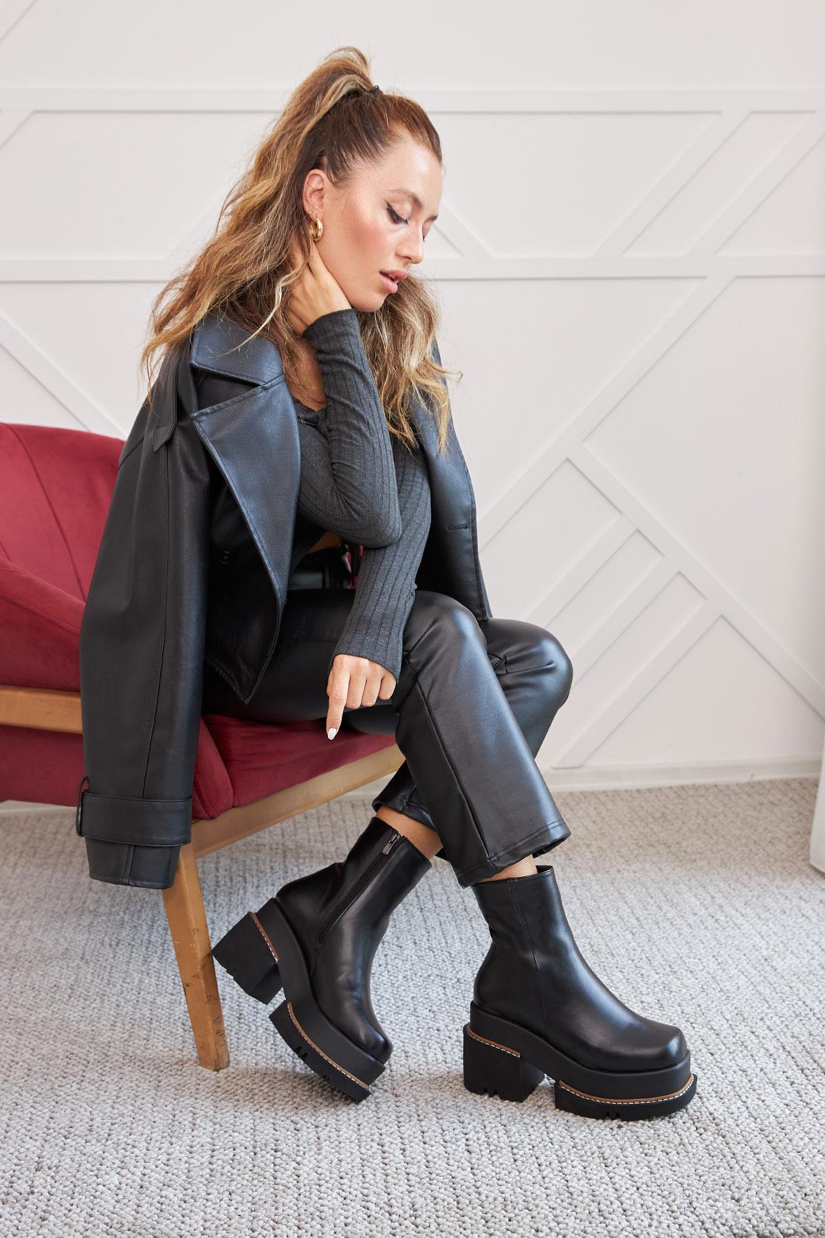 Hayle Siyah Platformlu Kalın Taban Bot