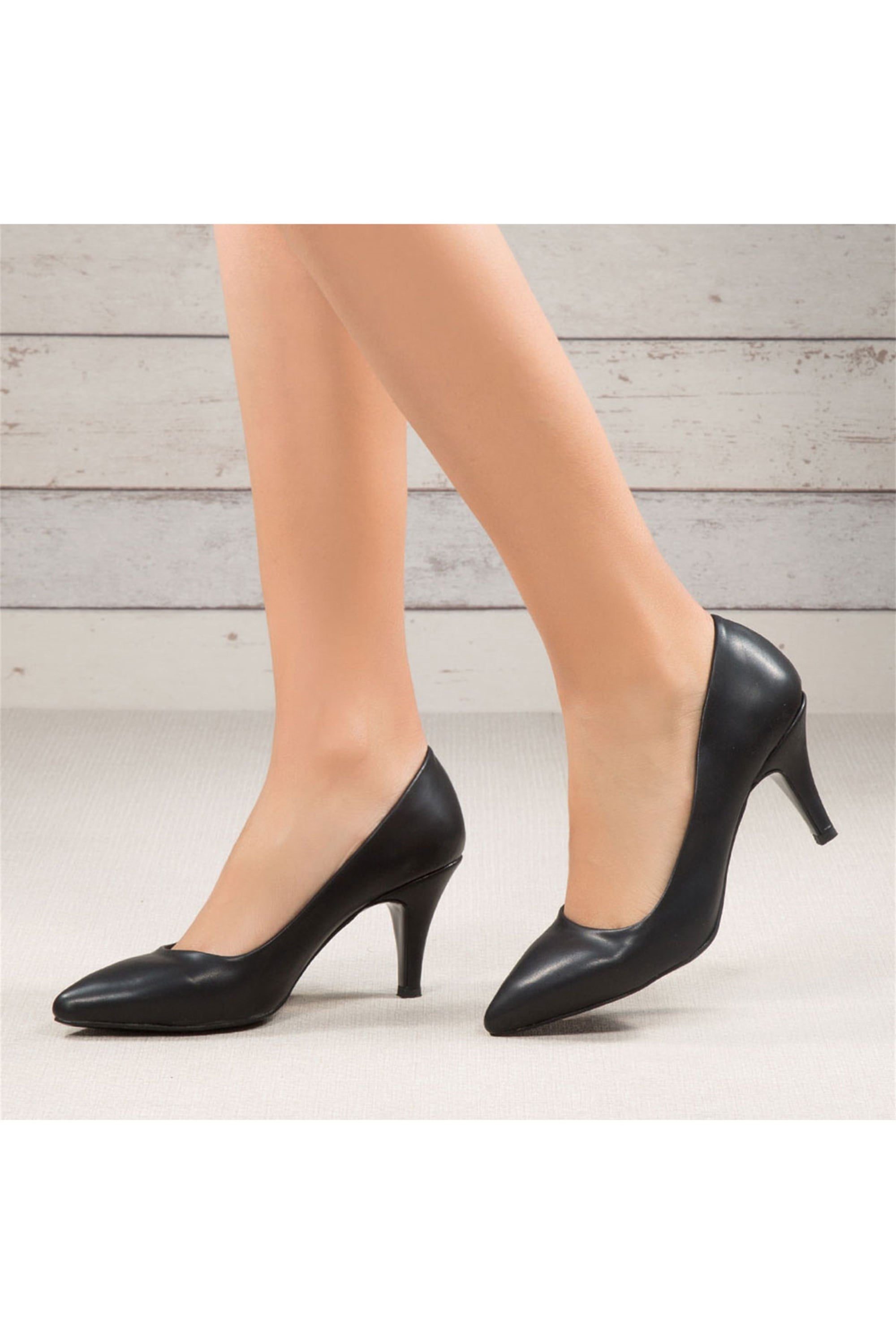 Lali Siyah Kısa Topuklu Stiletto