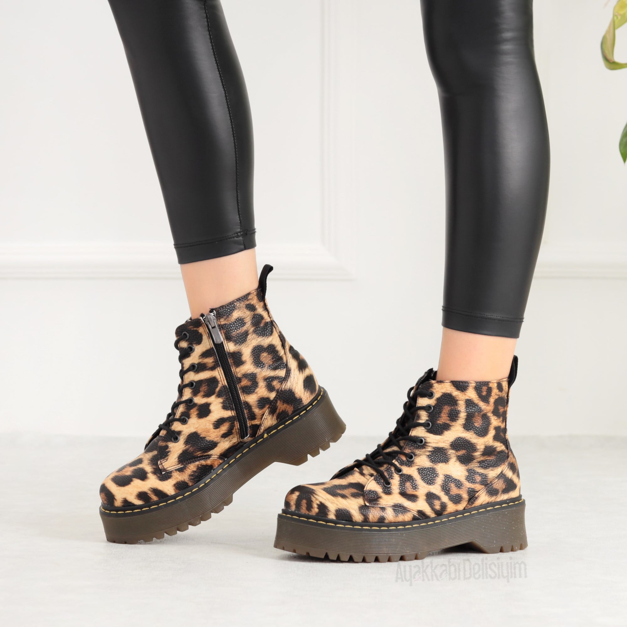 Lapnora Leopar 
