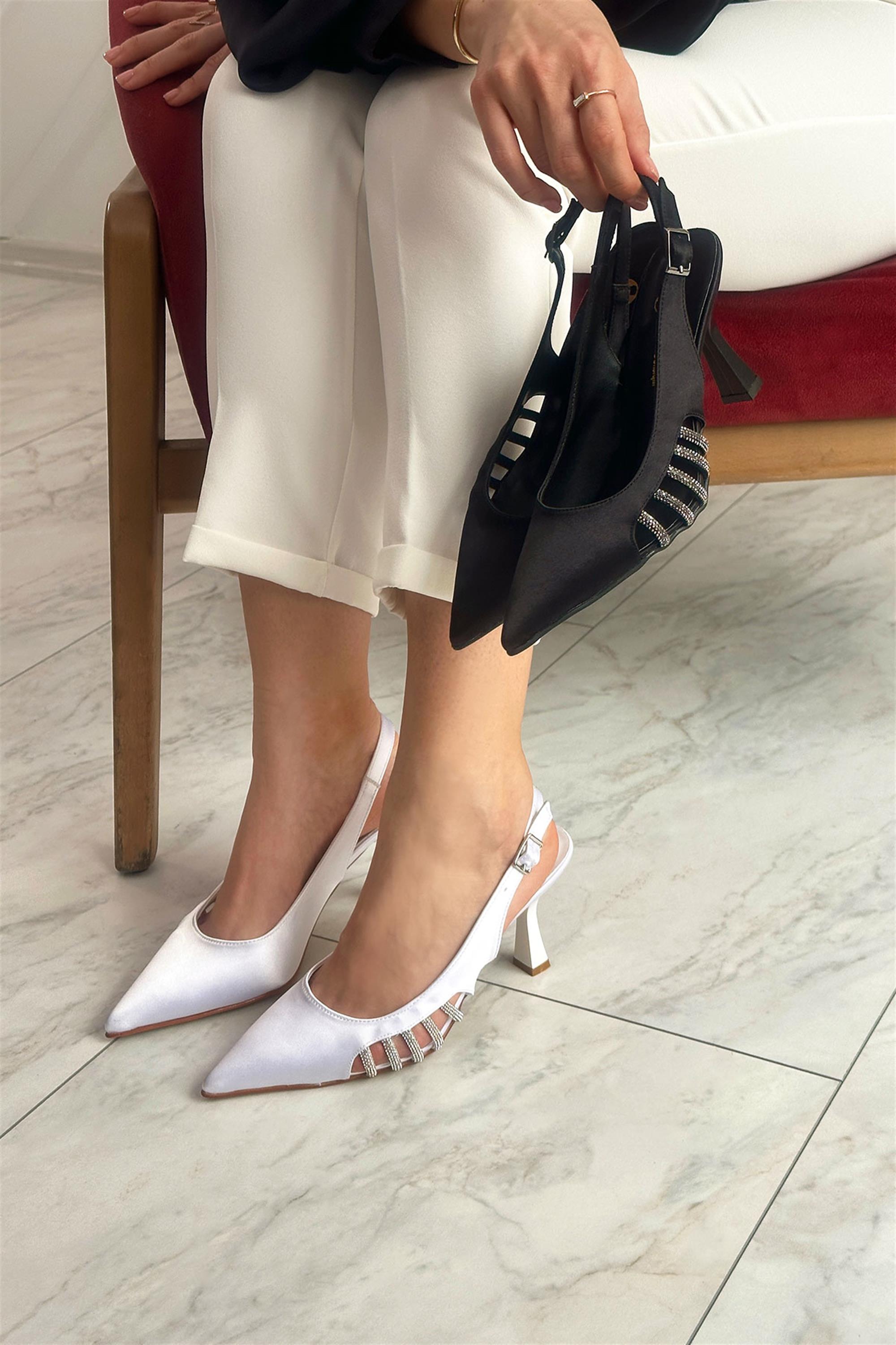 Mariana Saten Beyaz Taşlı Kısa Topuklu Kadın Stiletto Ayakkabı
