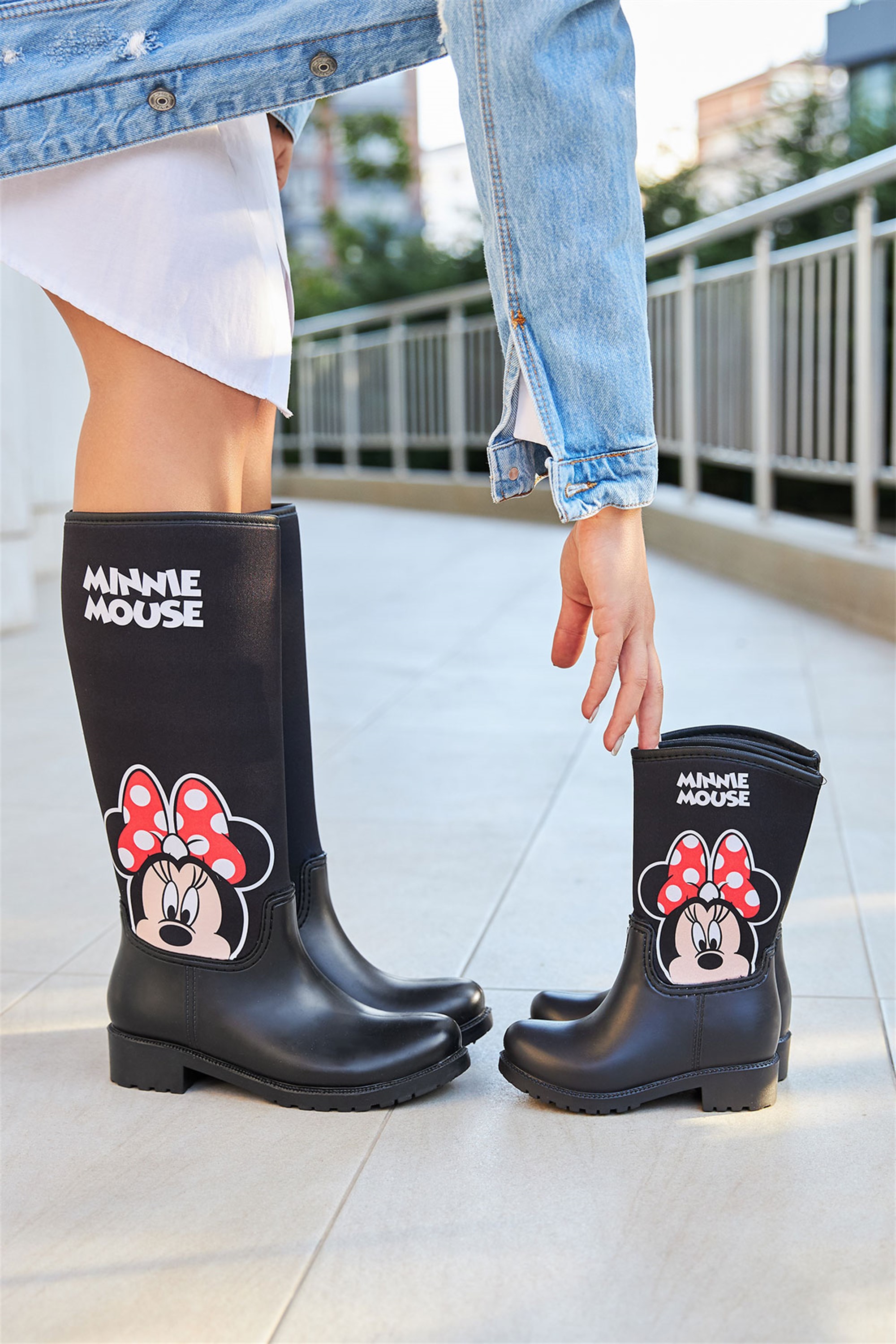 Mayuse Siyah Minnie Desenli Yağmur Çizmesi