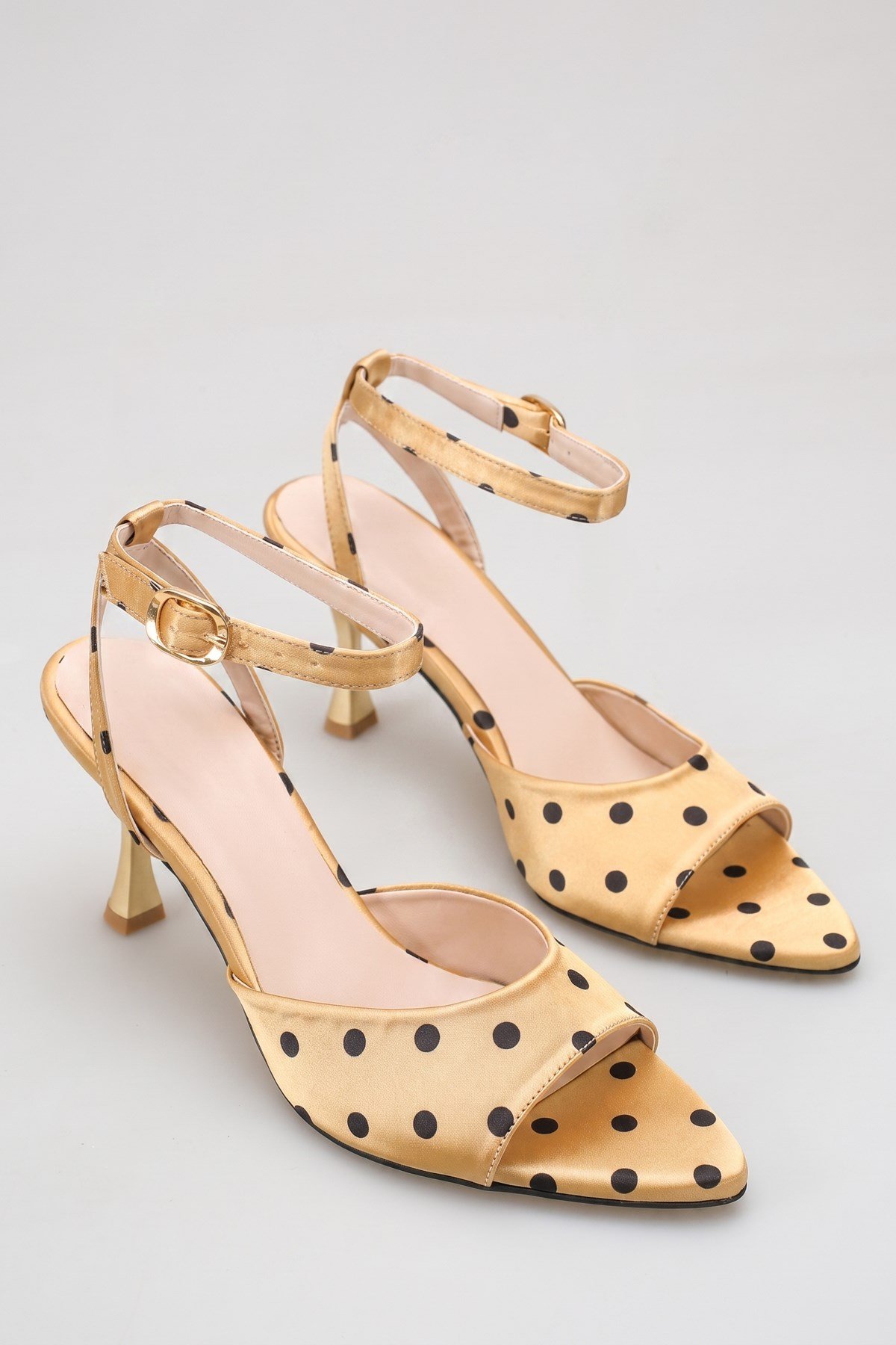MİLOR SATEN  DERİ TOPUKLU 