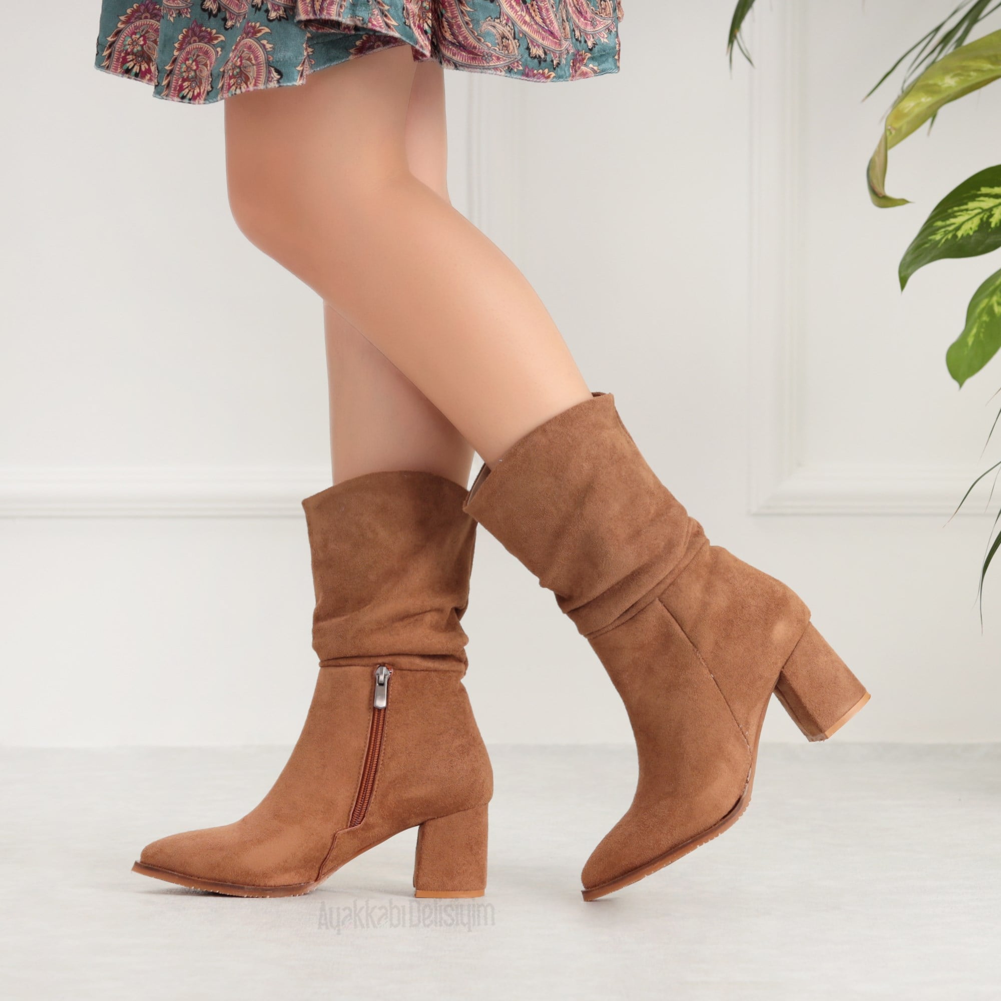 Pokina Süet Camel 