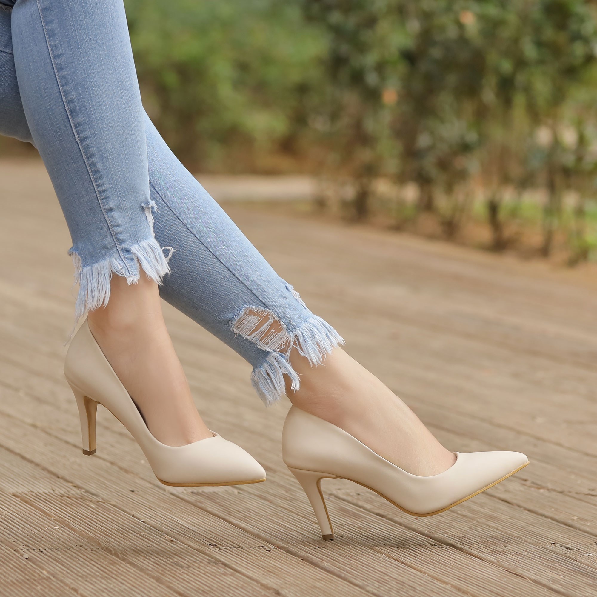 Sani Bej Kısa Topuklu Stiletto