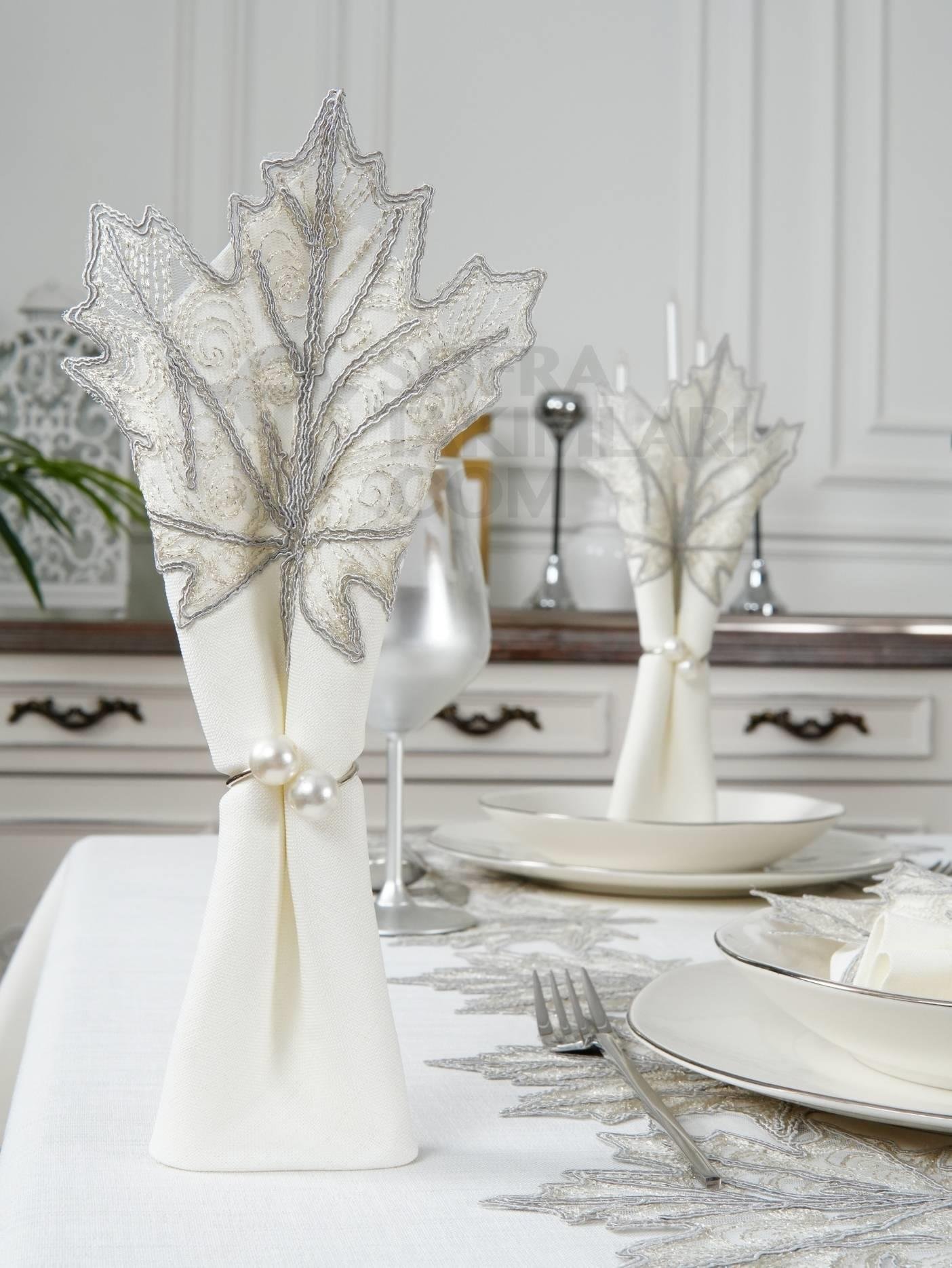 Çınar Lüx Masa Örtüsü Takımı 26 Parça - Gümüş Dantelli