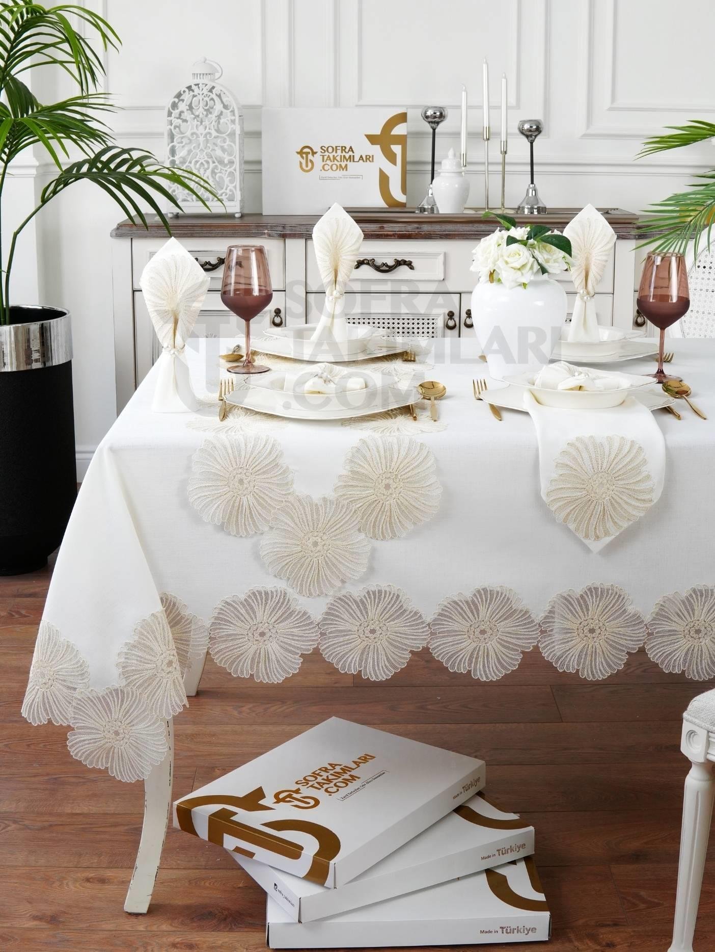 Delina Model Lüx Sofra Takımı - 26 Parça Set - Hasır Rengi Dantelli - Kırık Beyaz Keten Kumaş