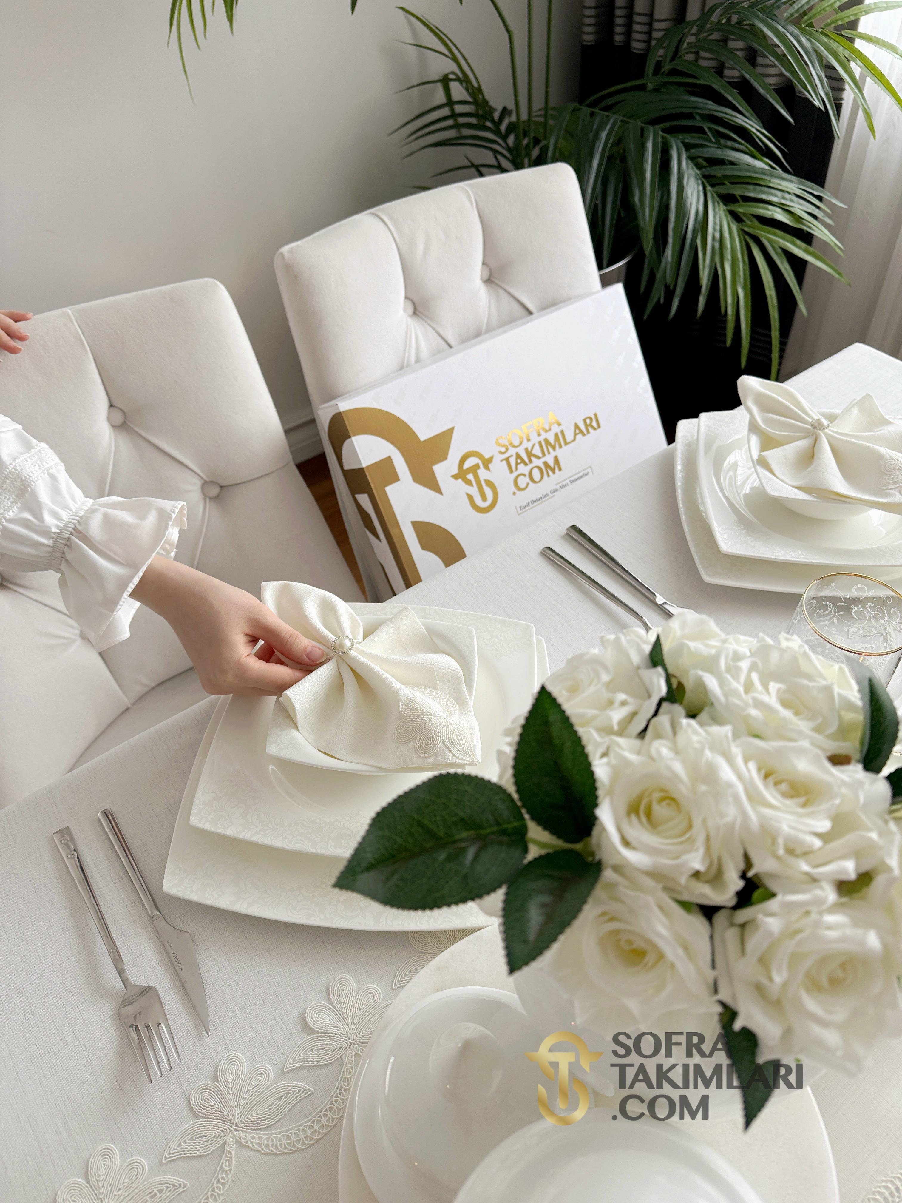Dina Model 26 Parça Lüx Sofra Takımı Kırık Beyaz Renk Gardenya Kumaş 