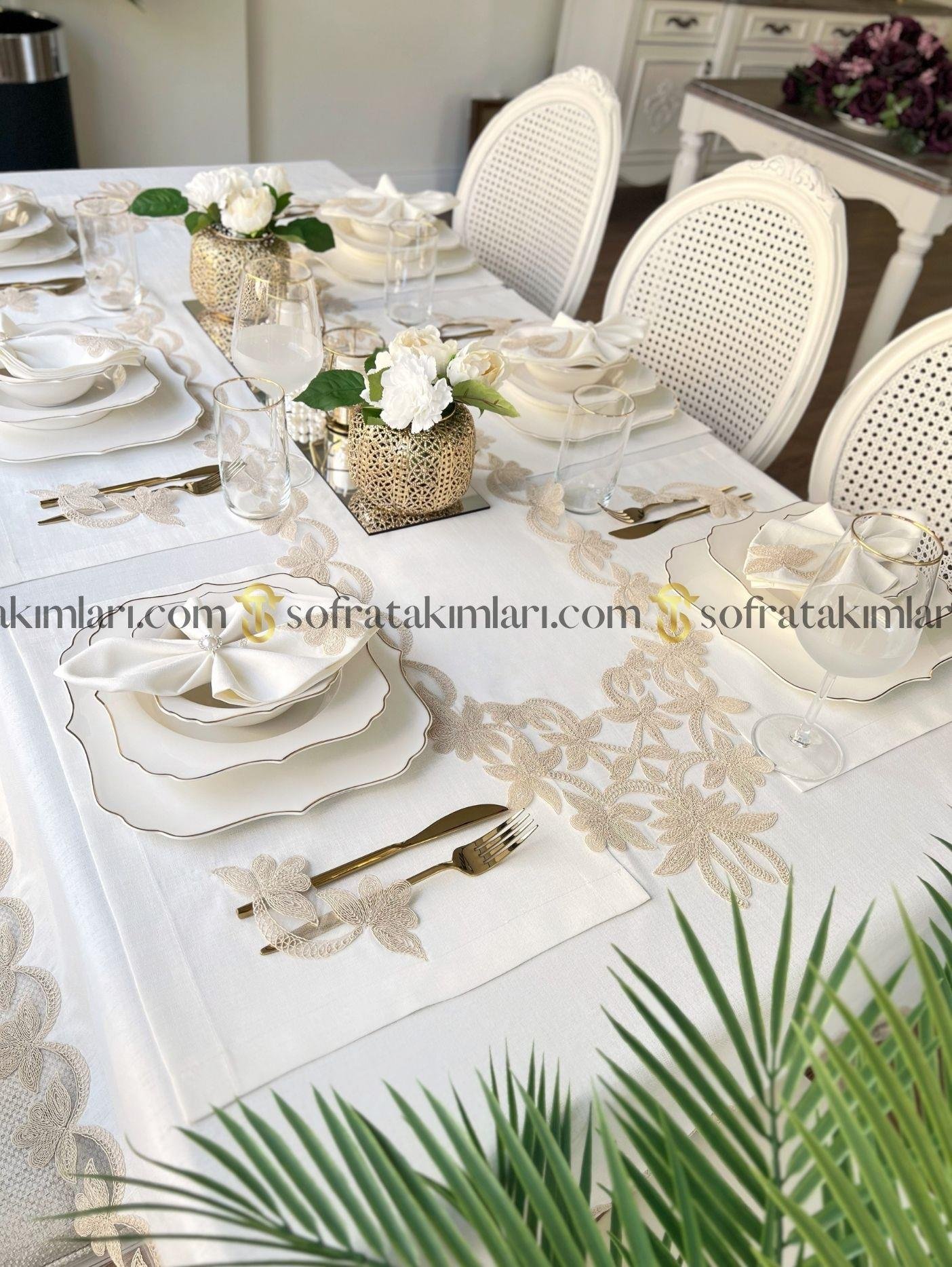Dina Model 38 Parça Lüx Sofra Takımı Gold Dantelli Gardenya Kumaş 