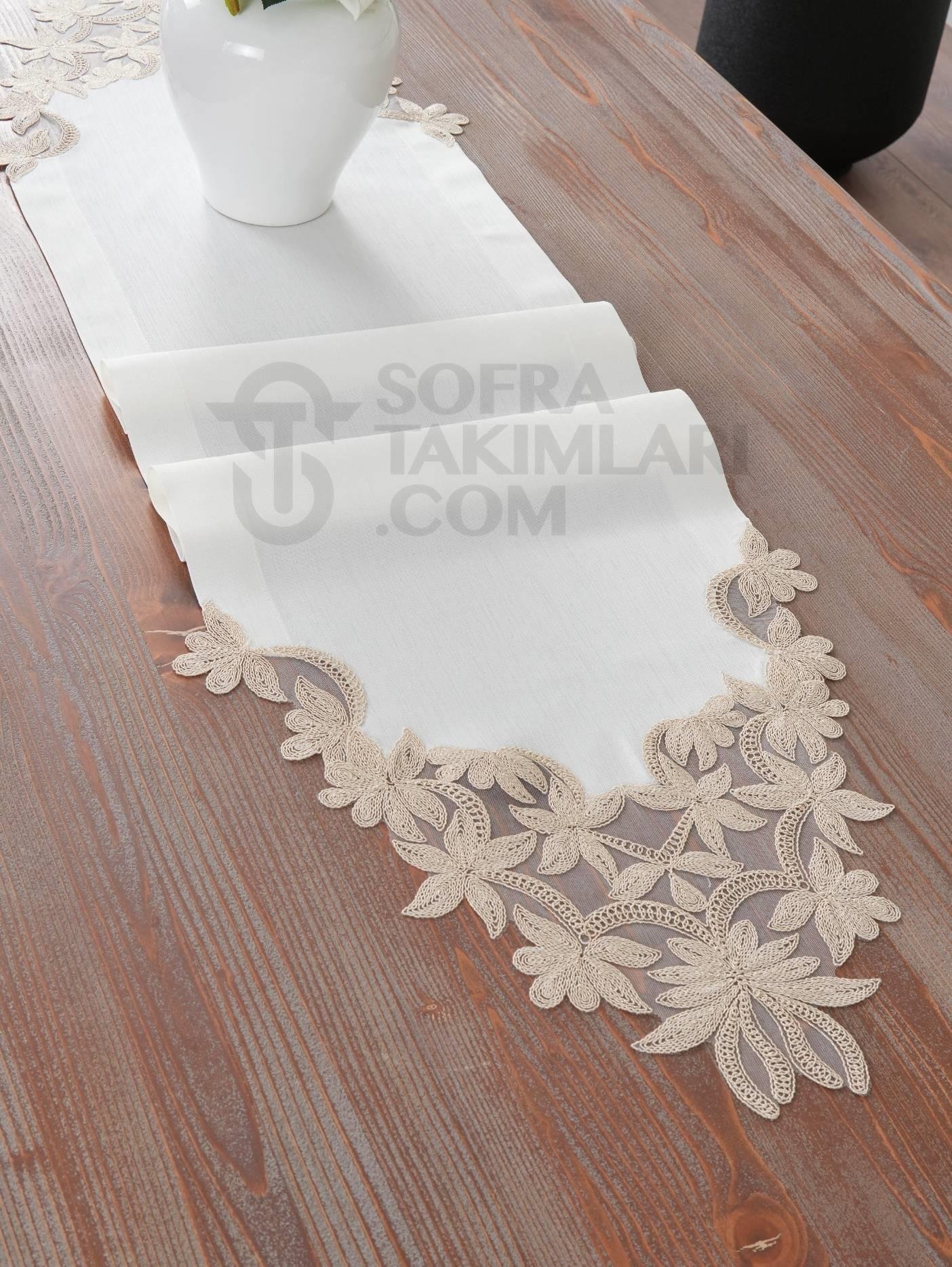 Dina Model Eko Masa Örtüsü + Runner Seti - Gold Dantelli