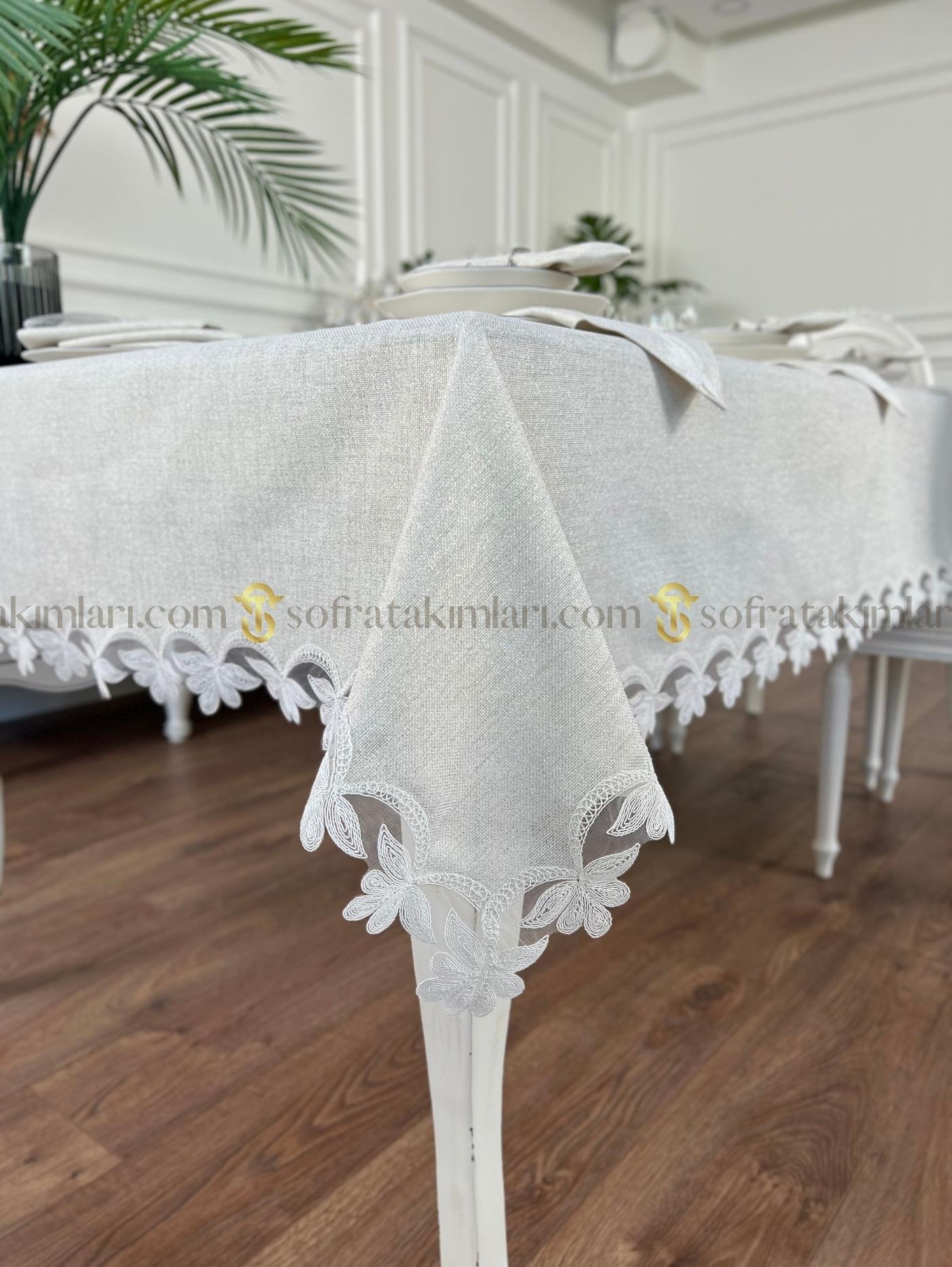 Dina Model Lüx 26 Parça Sofra Takımı - Kırık Beyaz Dantelli - Işıltılı Taş Rengi Kumaş