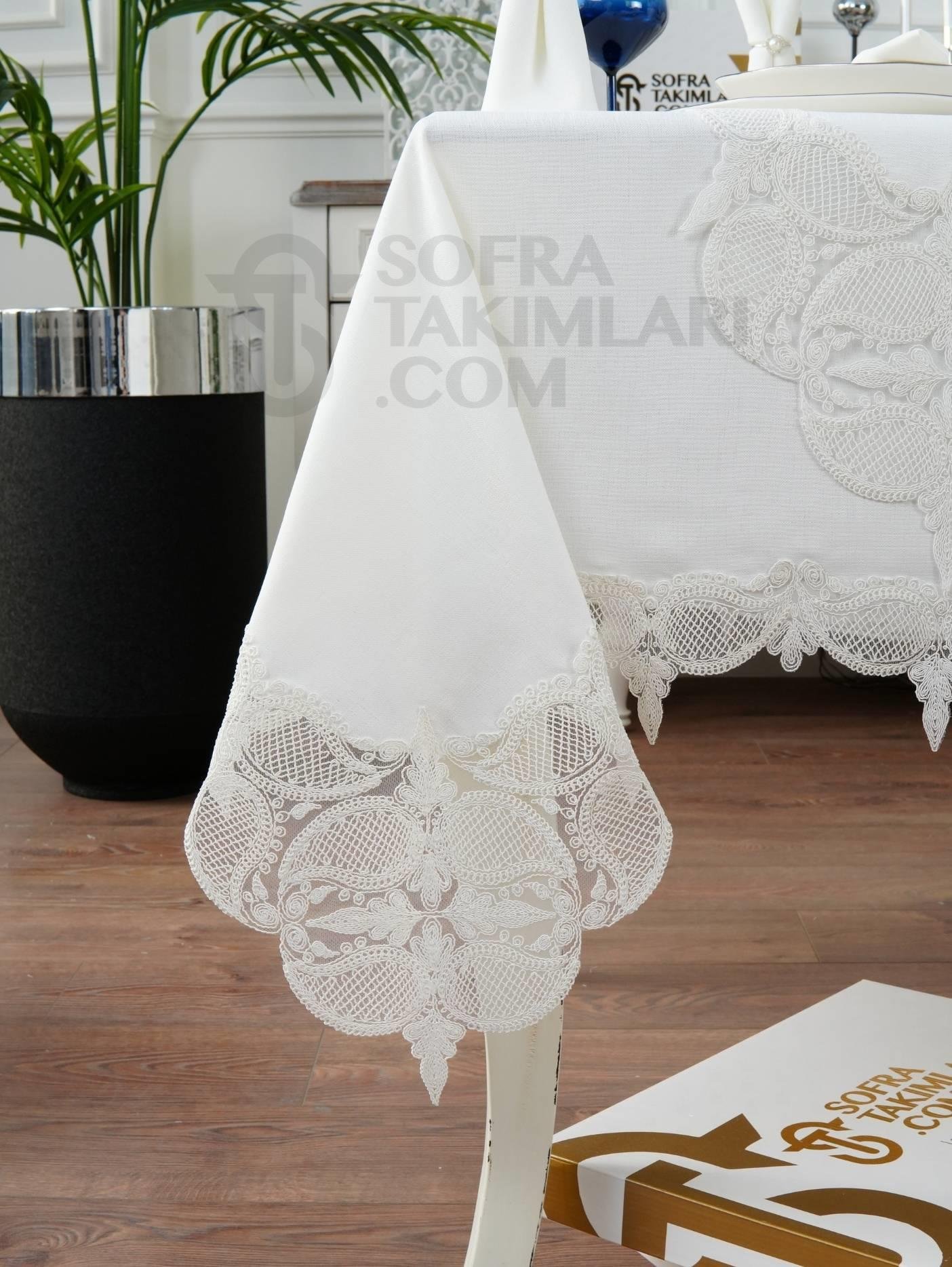 Ela Lüx Masa Örtüsü Takımı 26 Parça