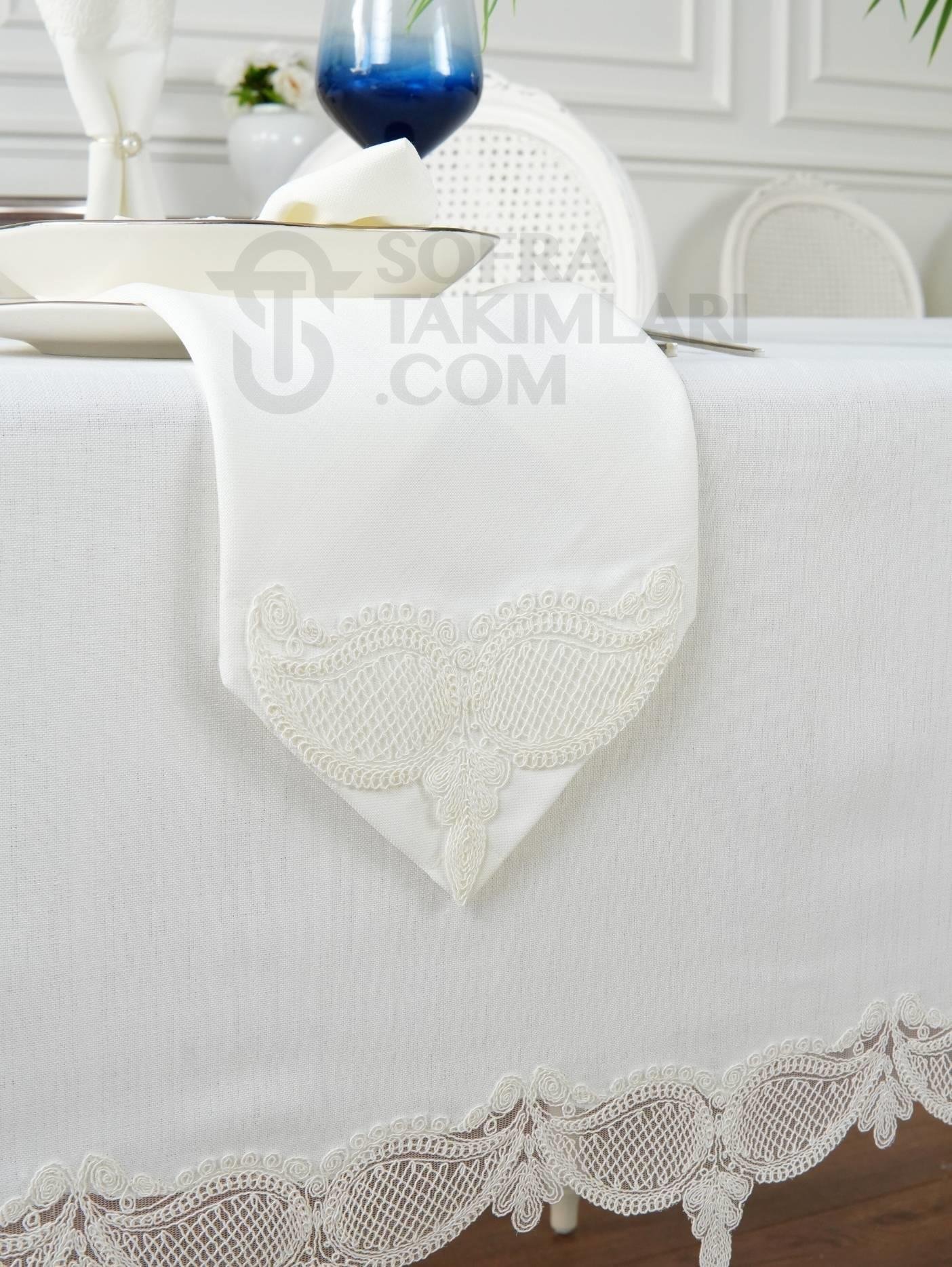Ela Lüx Masa Örtüsü Takımı 26 Parça