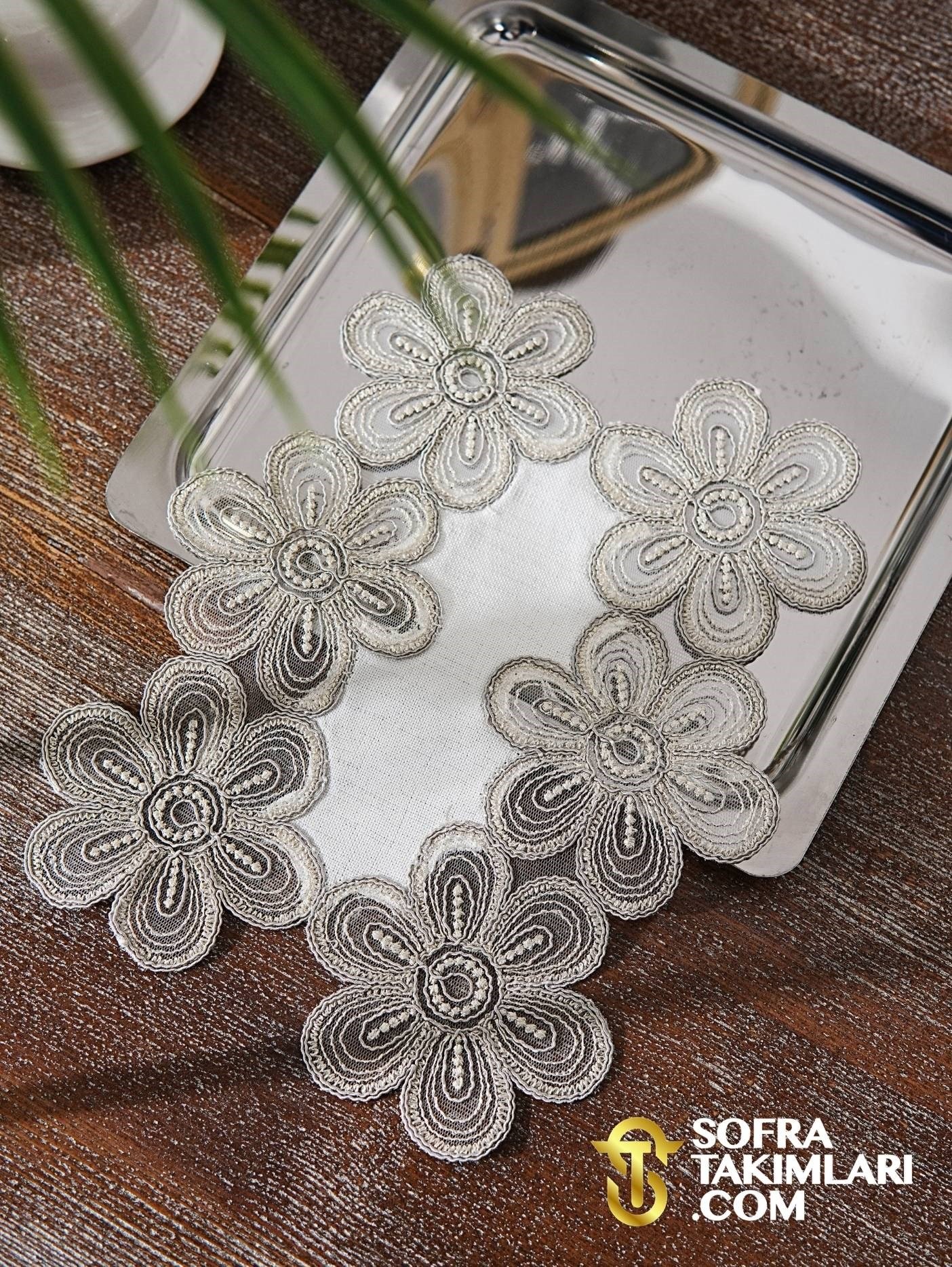 Fonya Model Tepsi Örtüsü - Silver Dantelli