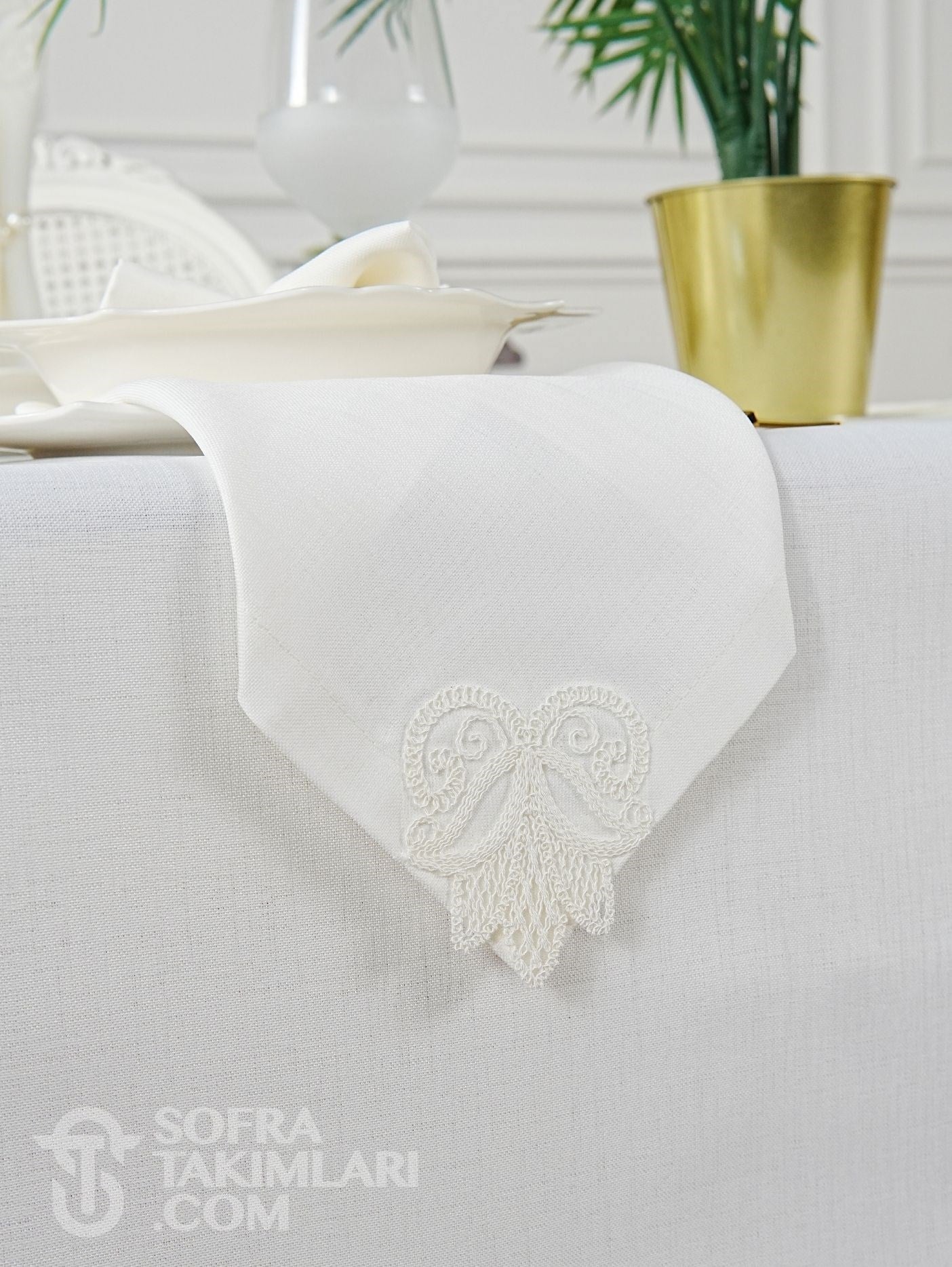 Fulya Model Lüks Sofra Takımı 26 Parça Set - Kırık Beyaz, Kırık Beyaz Dantel - Kırık Beyaz Keten Kumaş