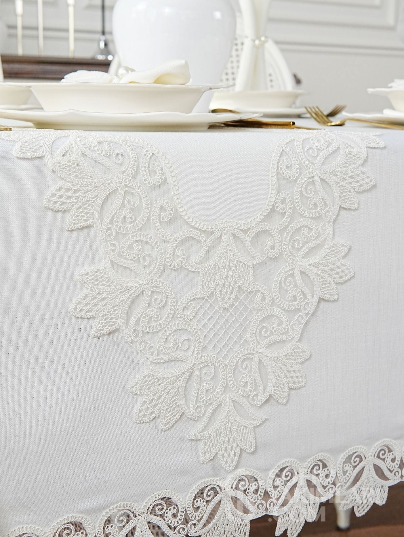Fulya Model Lüks Sofra Takımı 26 Parça Set - Kırık Beyaz, Kırık Beyaz Dantel - Kırık Beyaz Keten Kumaş