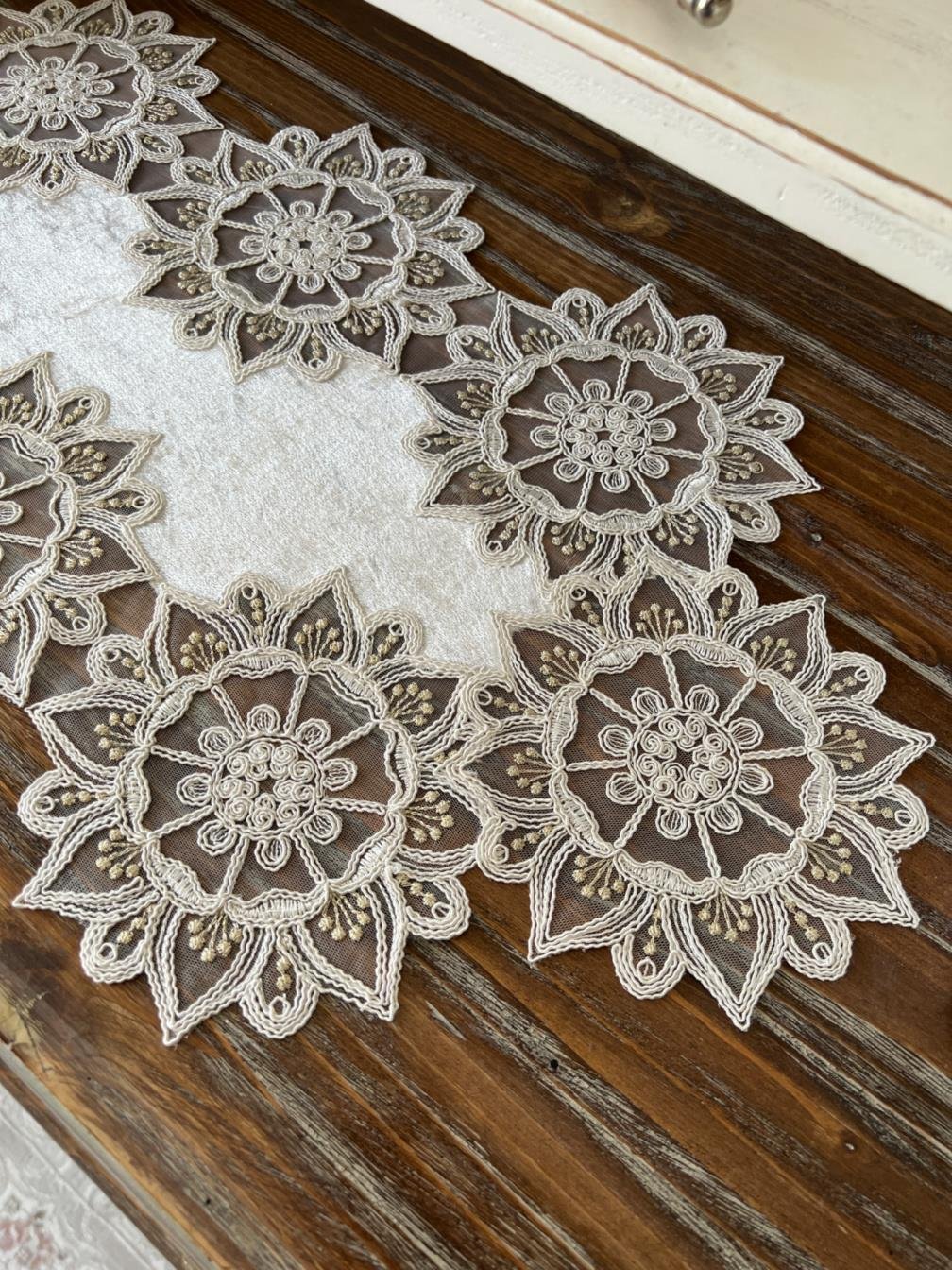 Güneş Model Yatak Odası Takımı İpek Kadife Kumaş Kırık Beyaz Renk