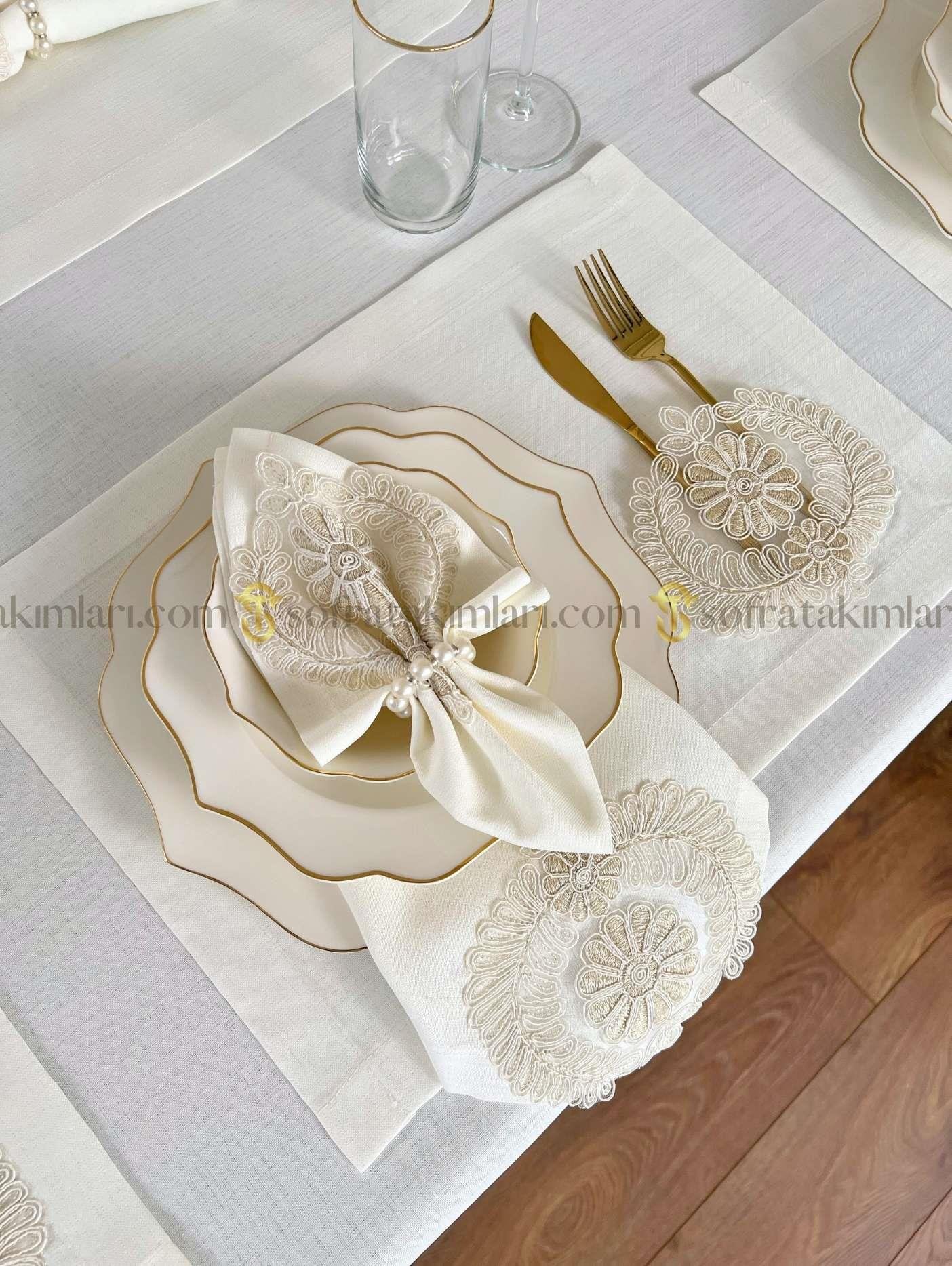 Helen Model Eko 38 Parça Sofra Takımı Amerikan Servisli Set - Gold Dantelli - Kırık Beyaz Kumaş