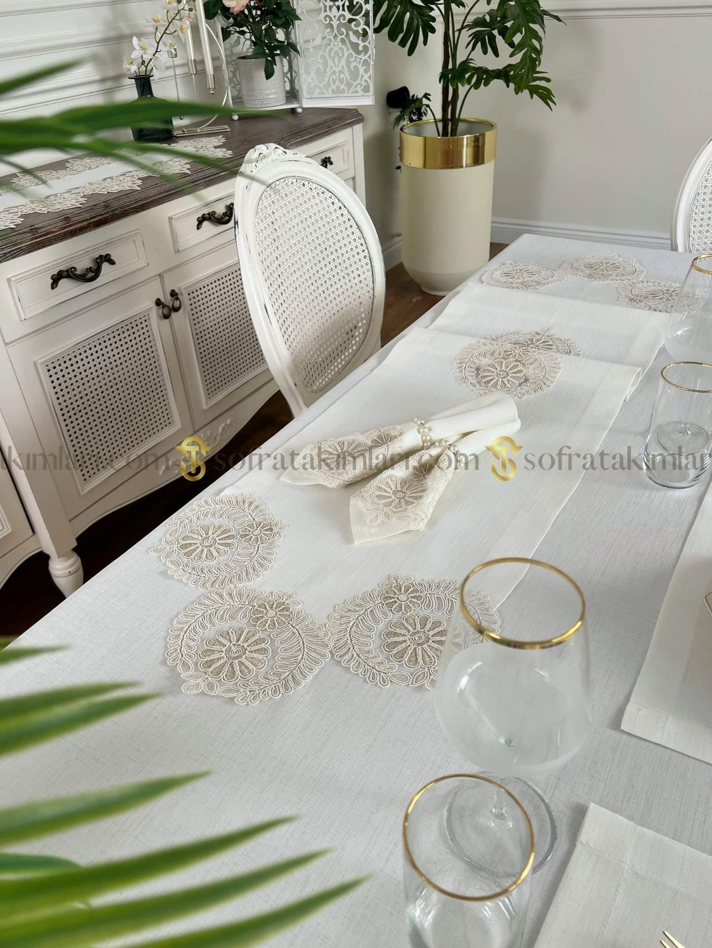 Helen Model Eko 38 Parça Sofra Takımı Amerikan Servisli Set - Gold Dantelli - Kırık Beyaz Kumaş