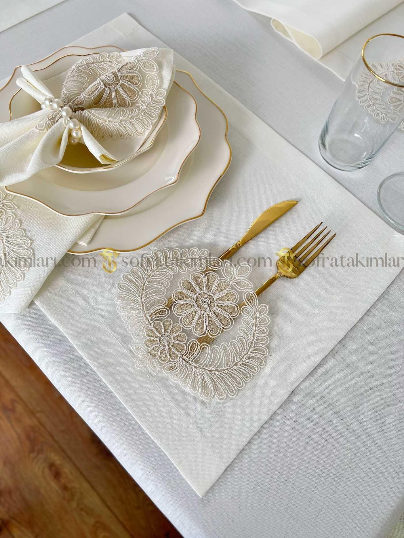 Helen Model Eko 38 Parça Sofra Takımı Amerikan Servisli Set - Gold Dantelli - Kırık Beyaz Kumaş