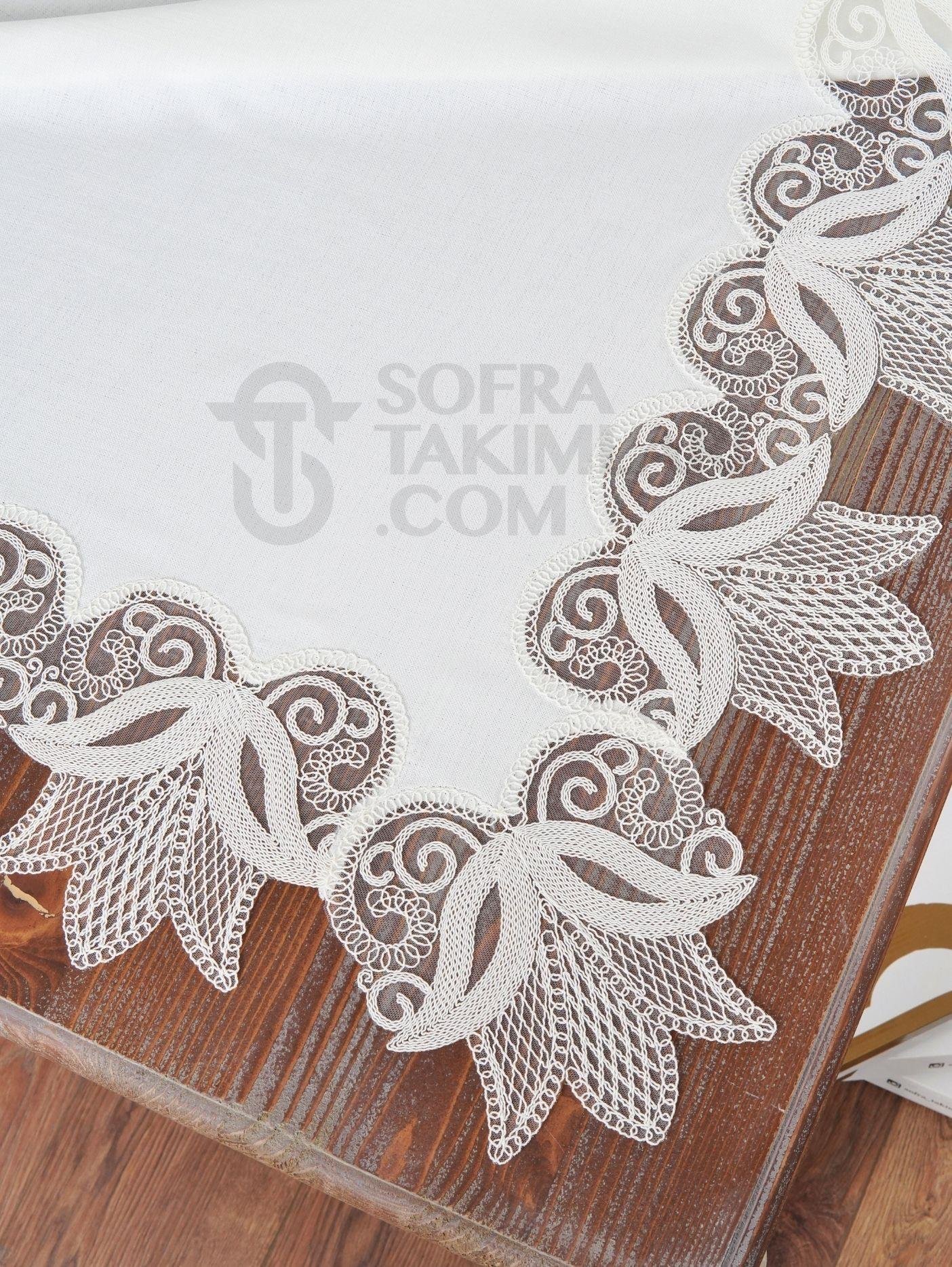 Lale Lüx Masa Örtüsü Takımı 26 Parça