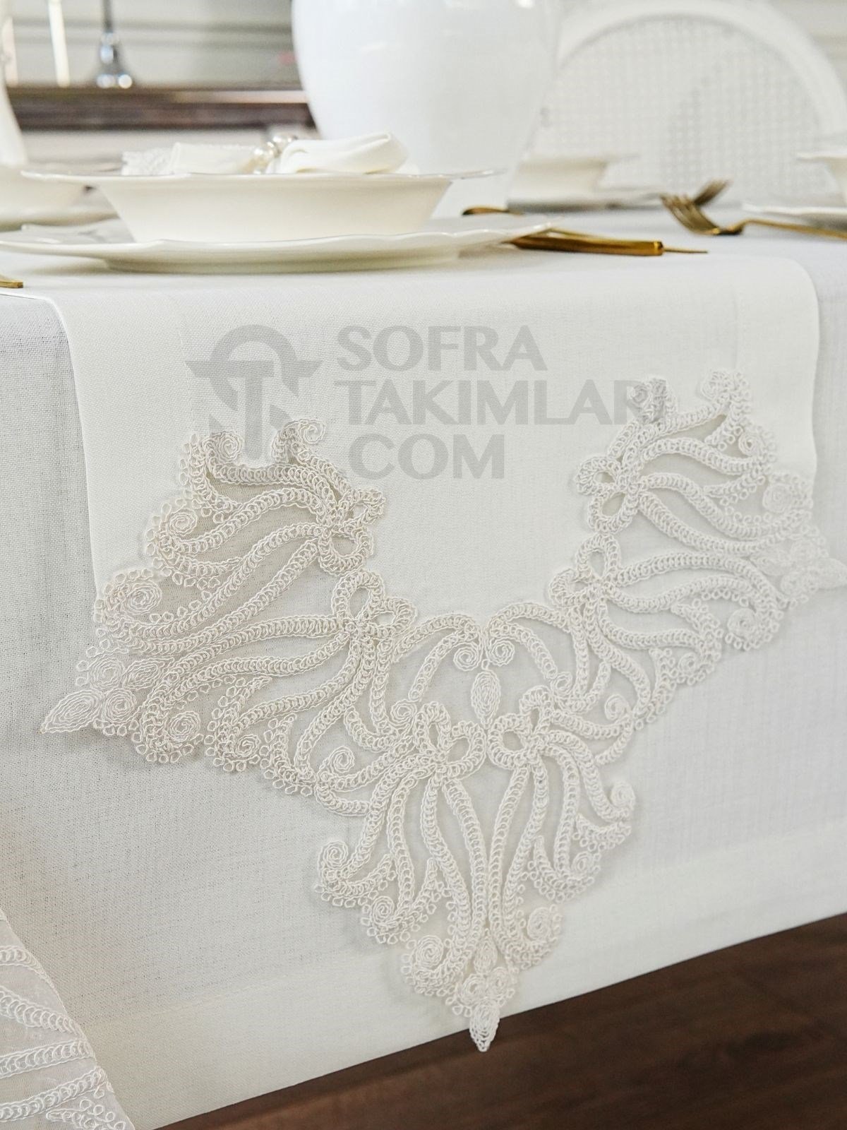 Luna Model Eko Sofra Takımı 26 Parça Set - Kırık Beyaz Dantel - Kırık Beyaz Keten Kumaş