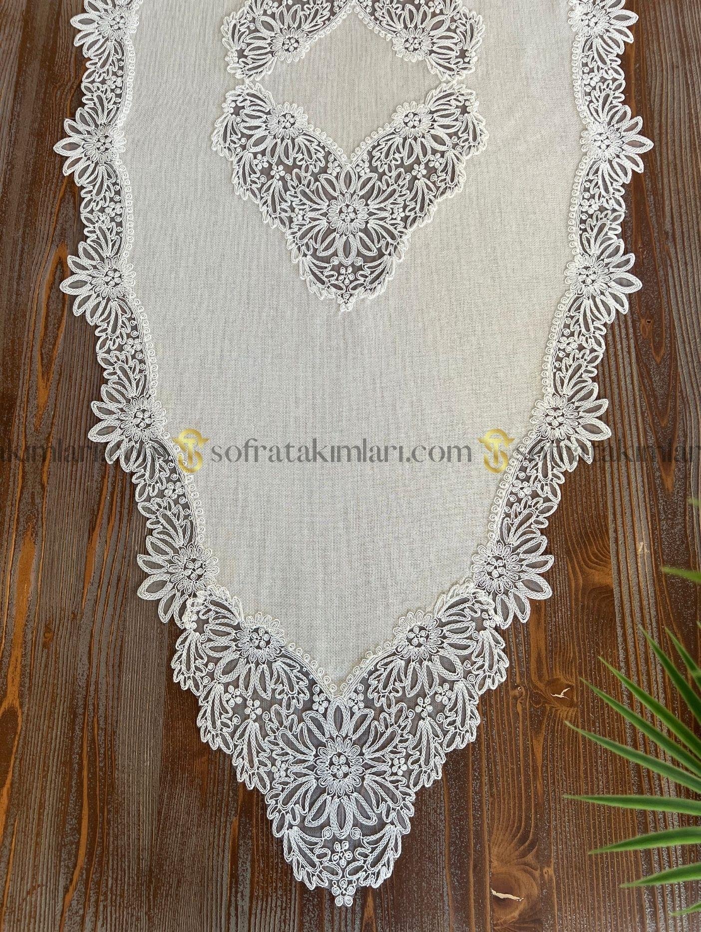 Mona Model 5 Parça Salon Örtü Takımı - Kırık Beyaz Dantelli - Işıltılı Taş Rengi Kumaş