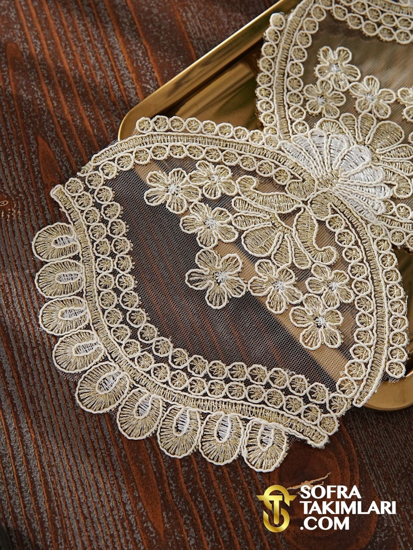 Nida Model Tepsi Örtüsü - Gold Dantelli