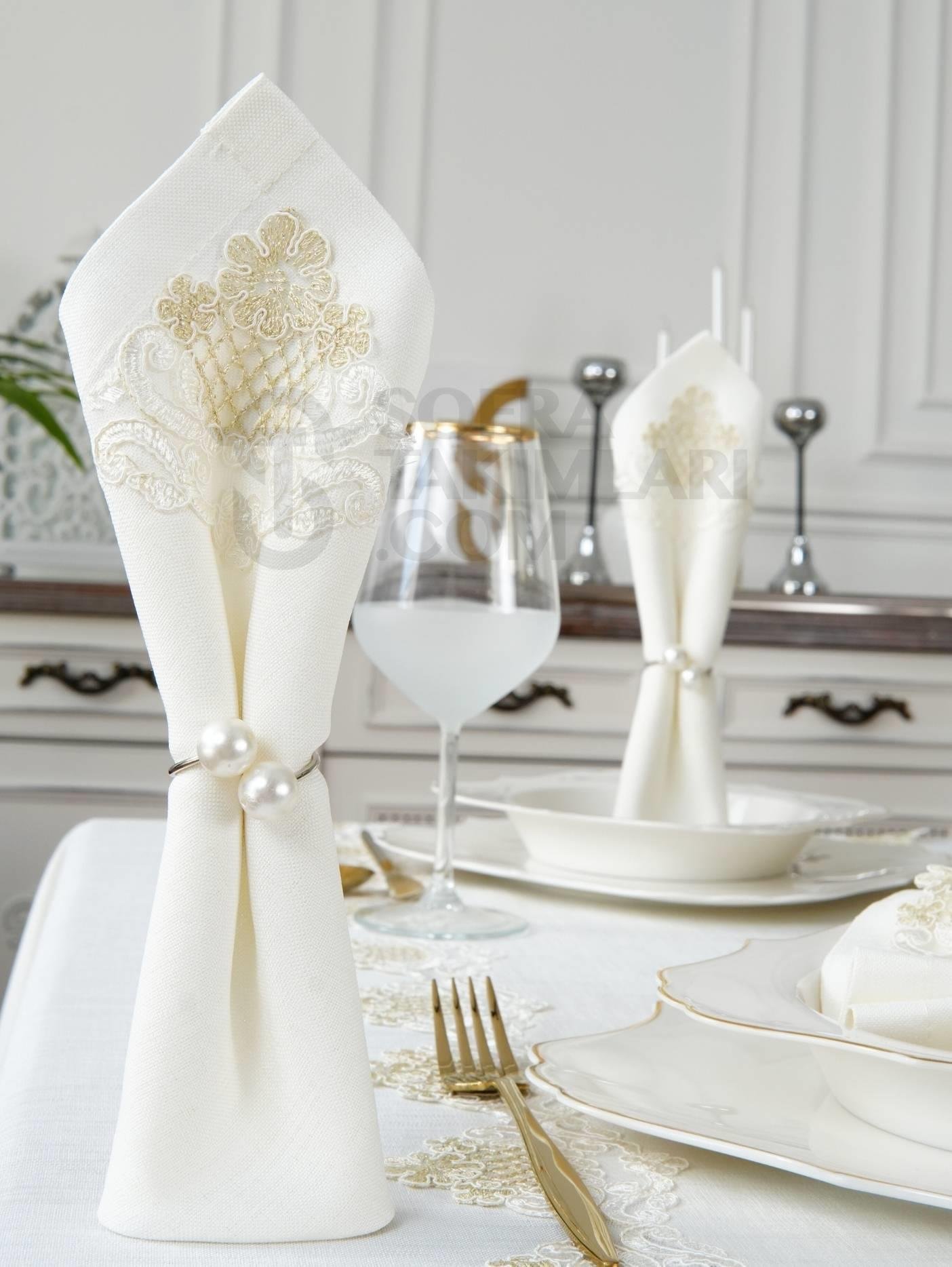 Safir Lüx Masa Örtüsü Takımı 26 Parça AG5