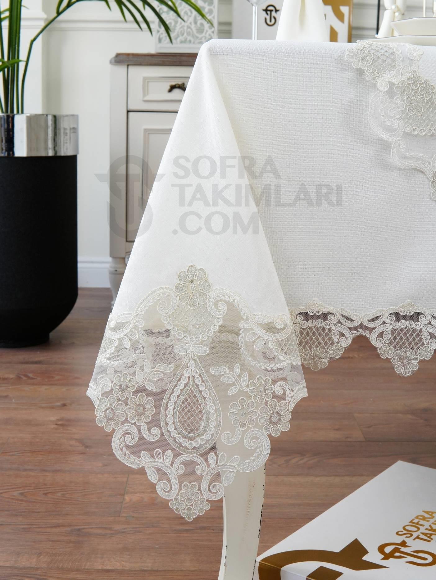 Safir Model Lüx Sofra Takımı 26 Parça Set - Gümüş Dantelli - Kırık Beyaz Keten Kumaş