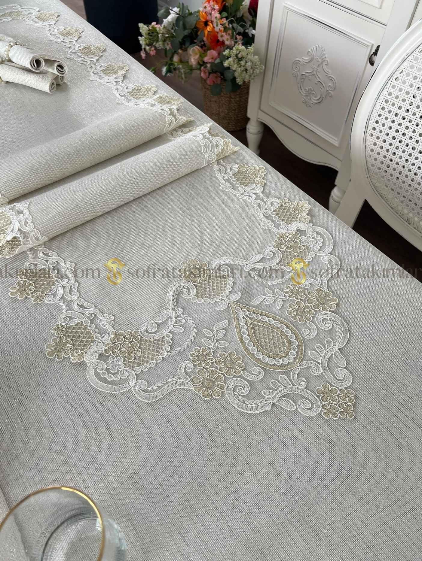 Safir Model Lüx Sofra Takımı 38 Parça Amerikan Servisli Set - Gold Dantelli - Taş Rengi Işıltılı Keten Kumaş