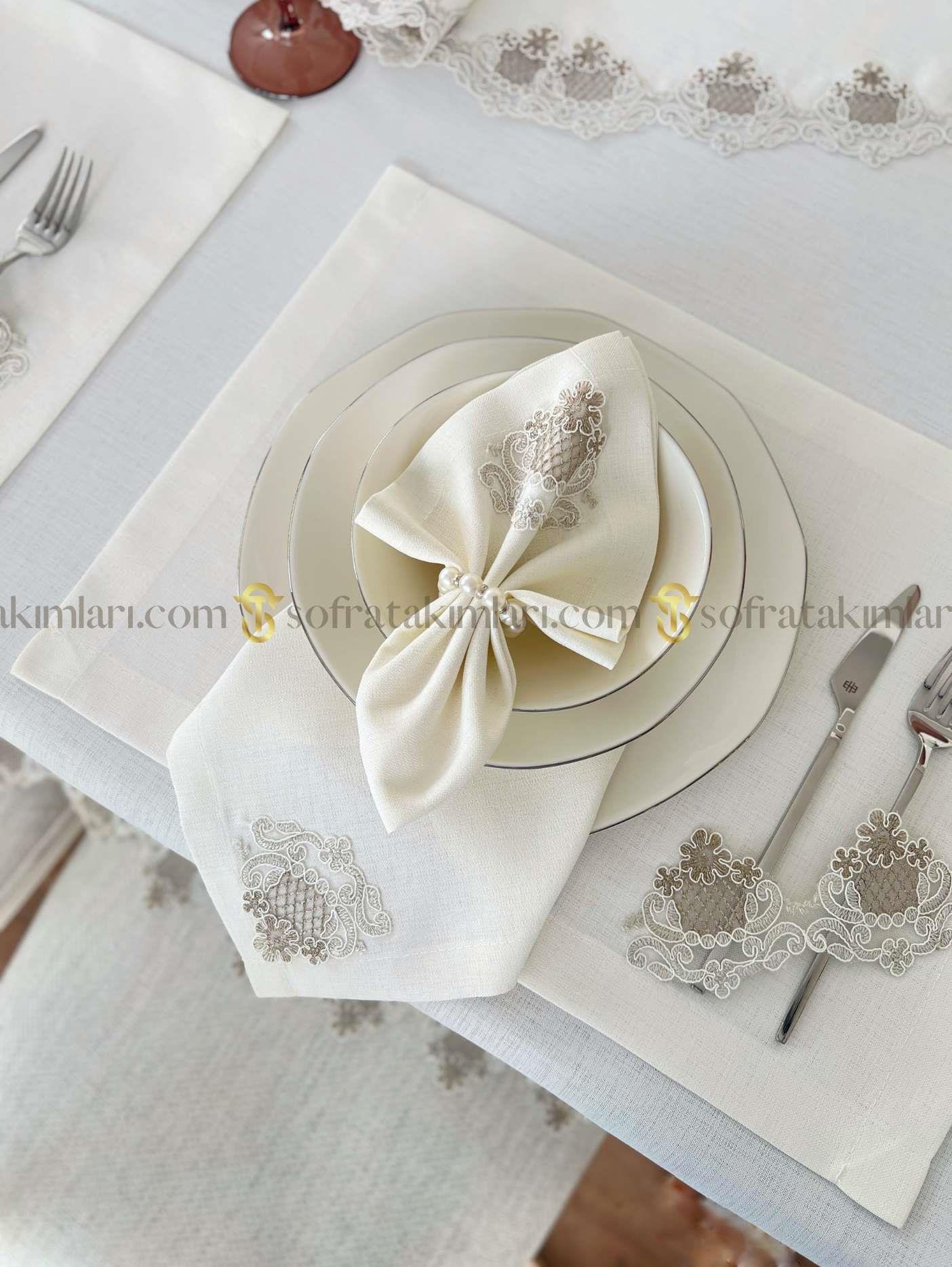 Safir Model Lüx Sofra Takımı - 38 Parça Amerikan Servisli Set - Kahve Dantelli - Kırıkbeyaz Kumaş
