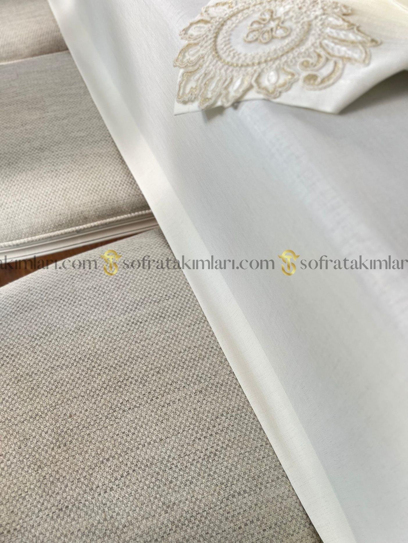 Şahmeran Model Eko Sofra Takımı 26 Parça Set - Gold Dantelli - Kırık Beyaz Kumaş