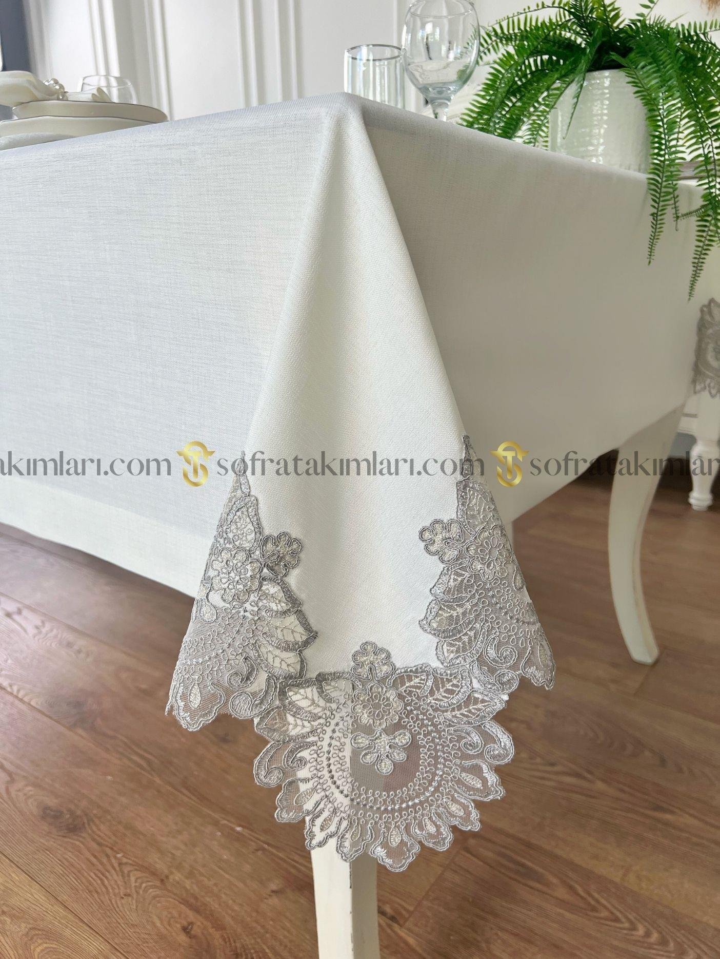 Şahmeran Model Eko Sofra Takımı 38 Parça Amerikan Servisli Set - Gümüş Dantelli - Kırık Beyaz Kumaş