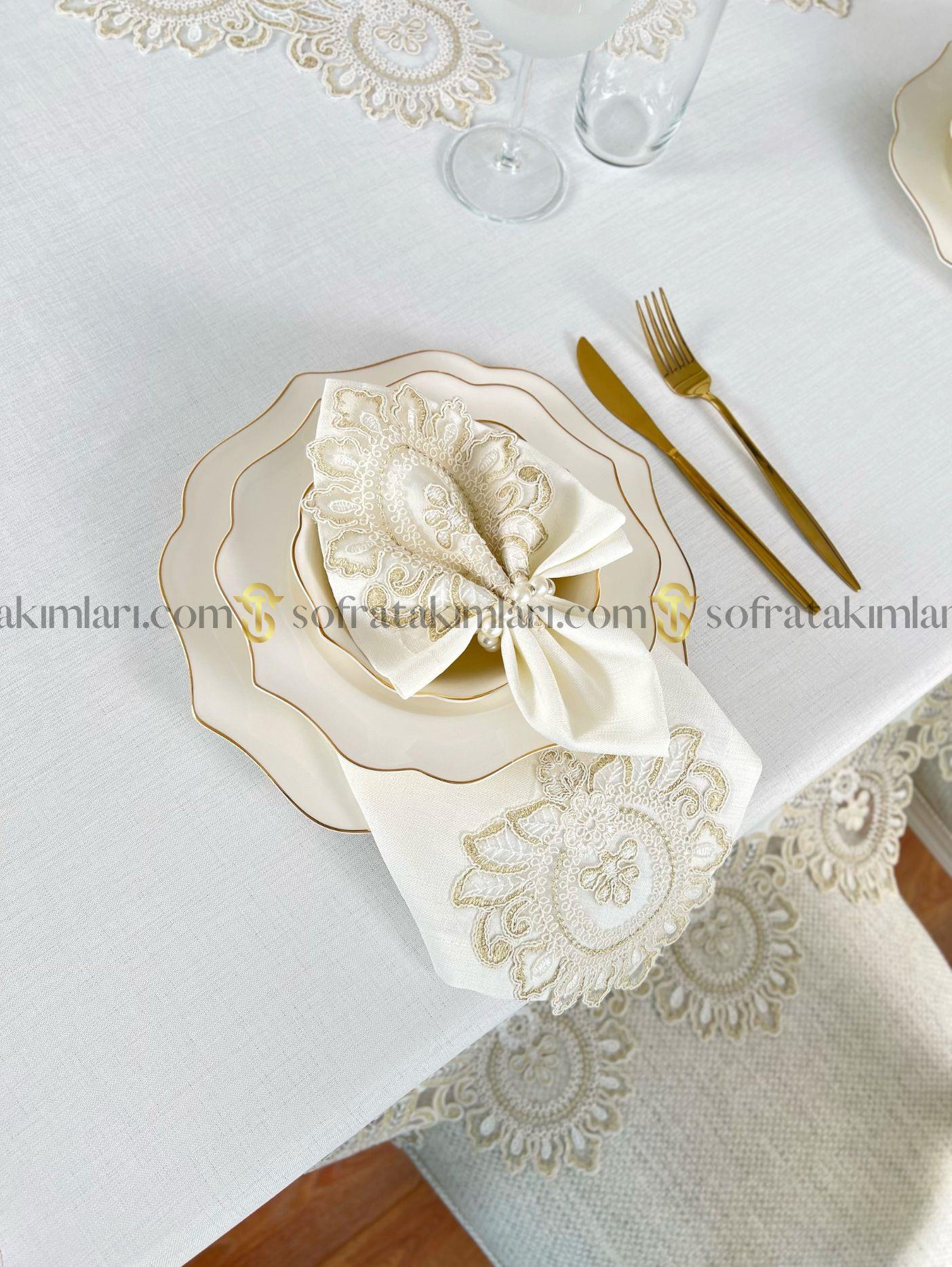 Şahmeran Model Lüx Sofra Takımı 26 Parça Set - Gold Dantelli - Kırık Beyaz Kumaş