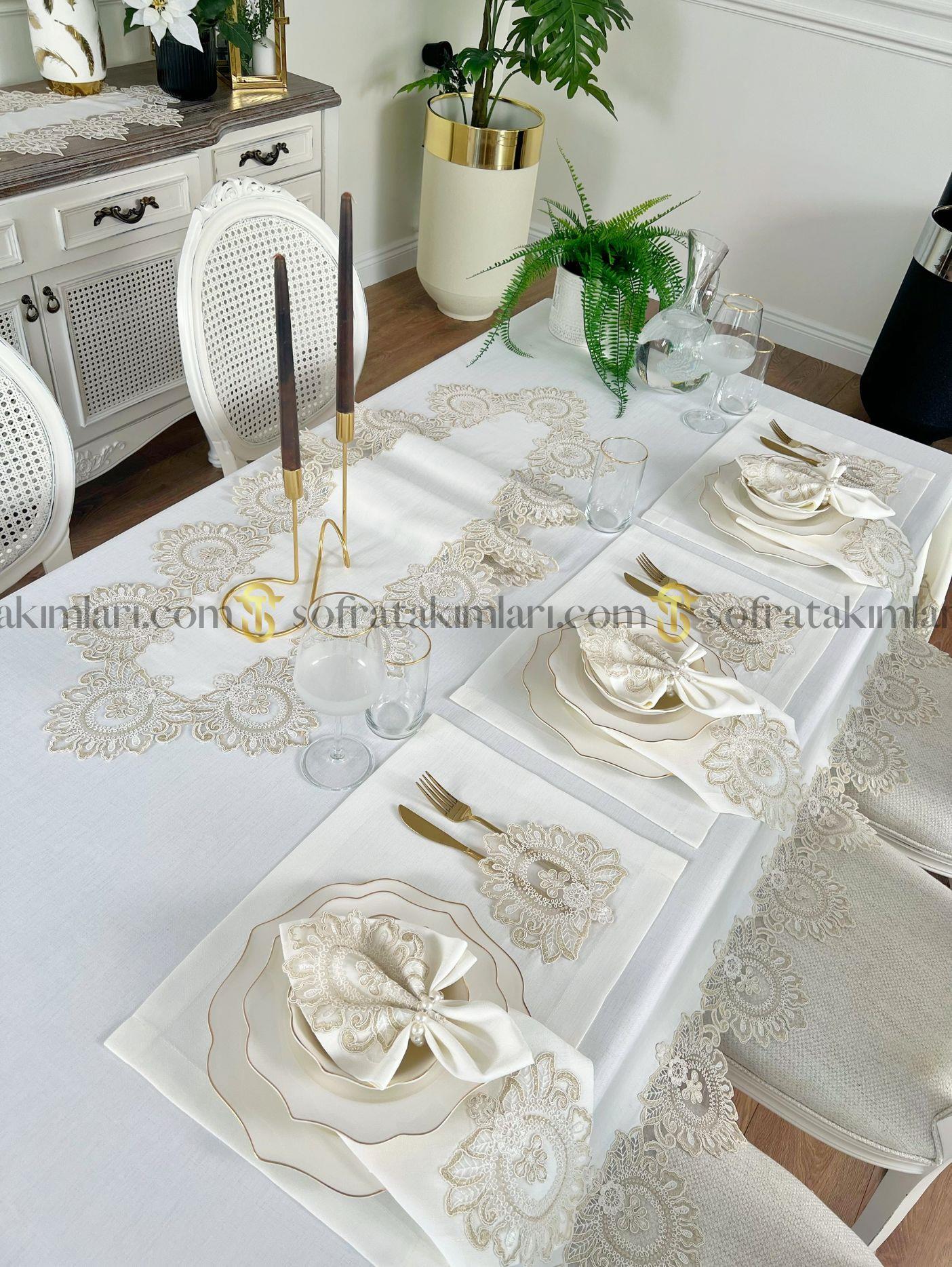 Şahmeran Model Lüx Sofra Takımı 38 Parça Amerikan Servisli Set - Gold Dantelli - Kırık Beyaz Kumaş