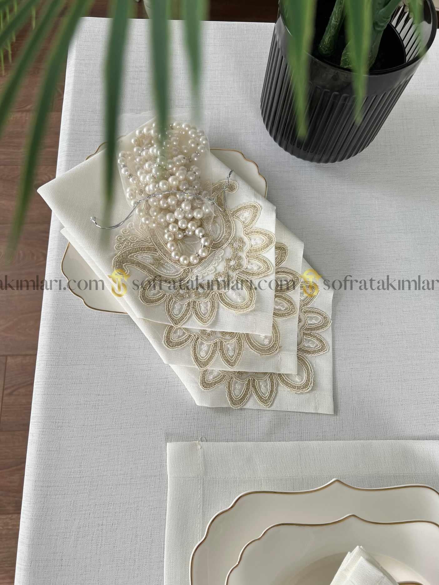 Şal Model Eko 38 Parça Sofra Takımı - Gold Dantelli - Kırık Beyaz Kumaş