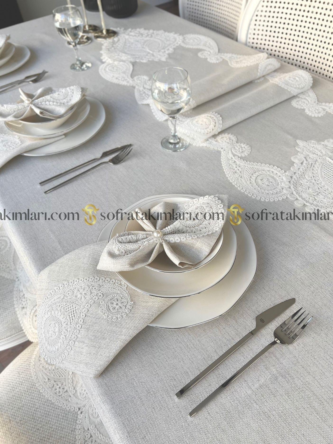 Salkım Model 26 Parça Lüx Sofra Takımı - Kırık Beyaz Dantelli - Işıltılı Taş Rengi Kumaş