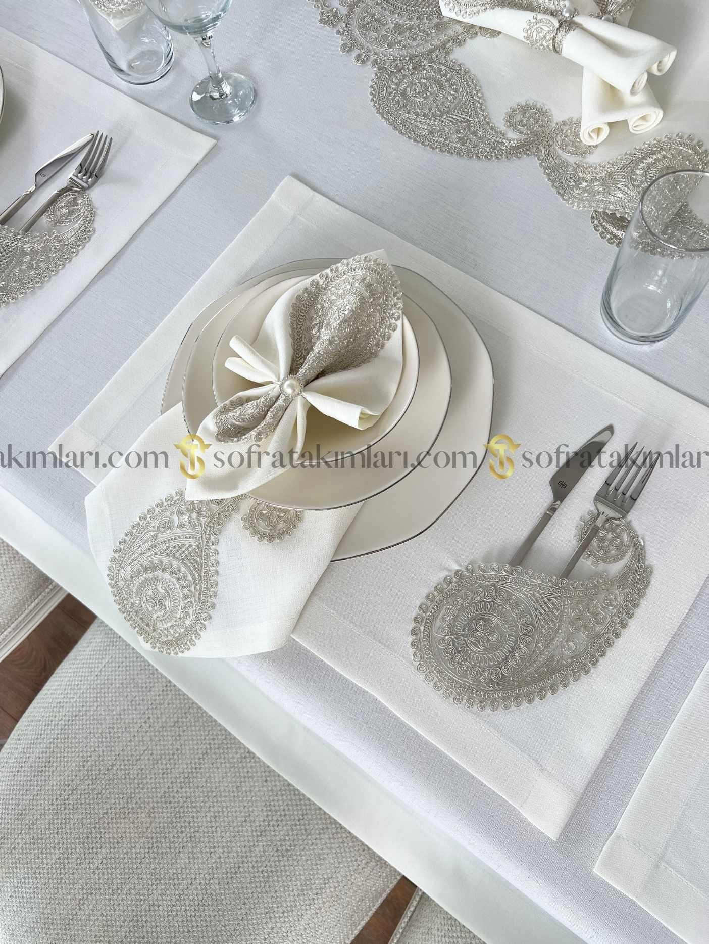 Salkım Model Eko 38 Parça Sofra Takımı - Platin Dantelli - Kırık Beyaz Kumaş
