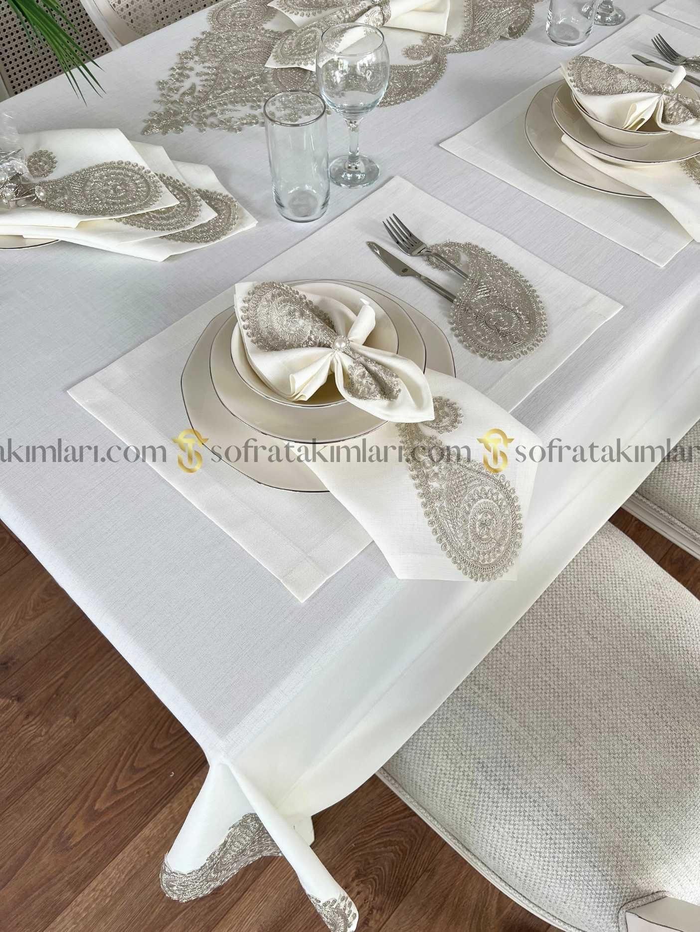 Salkım Model Eko 38 Parça Sofra Takımı - Platin Dantelli - Kırık Beyaz Kumaş
