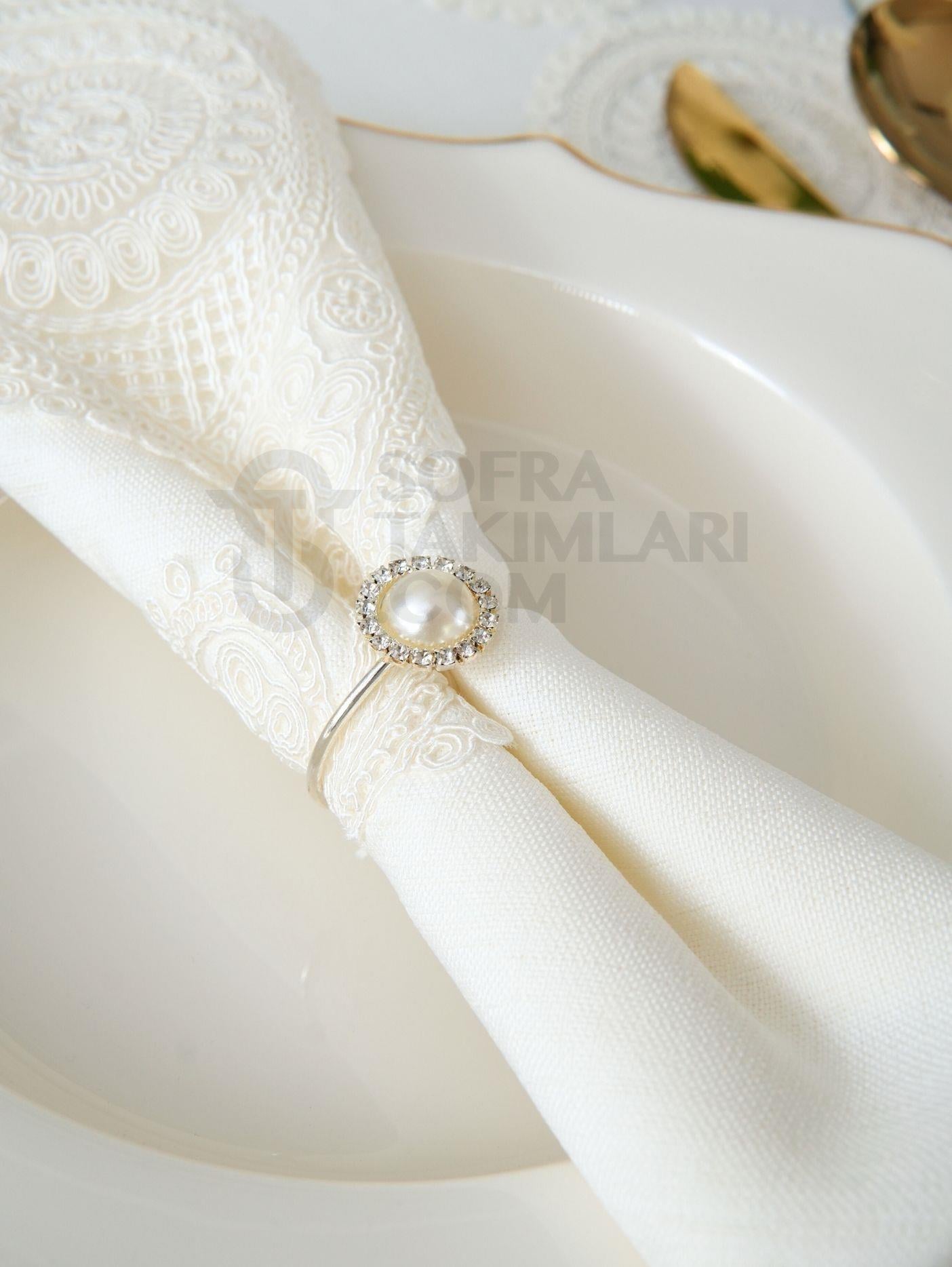 Salkım Model Lüks Sofra Takımı 26 Parça Set - Kırık Beyaz Dantel - Kırık Beyaz Keten Kumaş