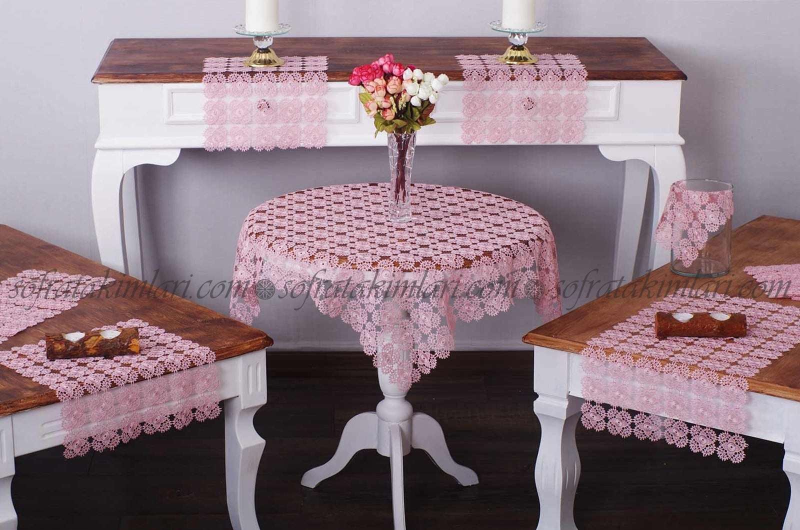 Salon Takımı 17 Parça İğne Oyası - Pembe