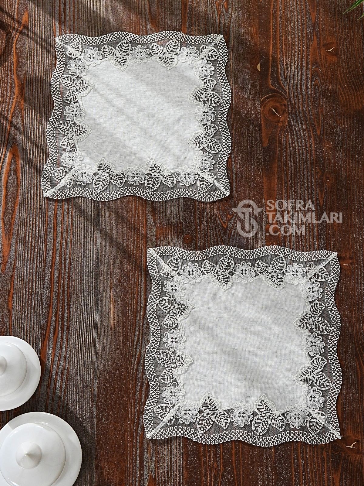 Selin Model Salon Örtü Takımı - 5 Parça Set - Kırık Beyaz Dantel - Kırık Beyaz Kumaş