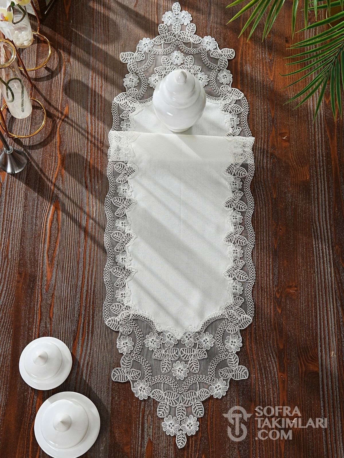 Selin Model Salon Örtü Takımı - 5 Parça Set - Kırık Beyaz Dantel - Kırık Beyaz Kumaş
