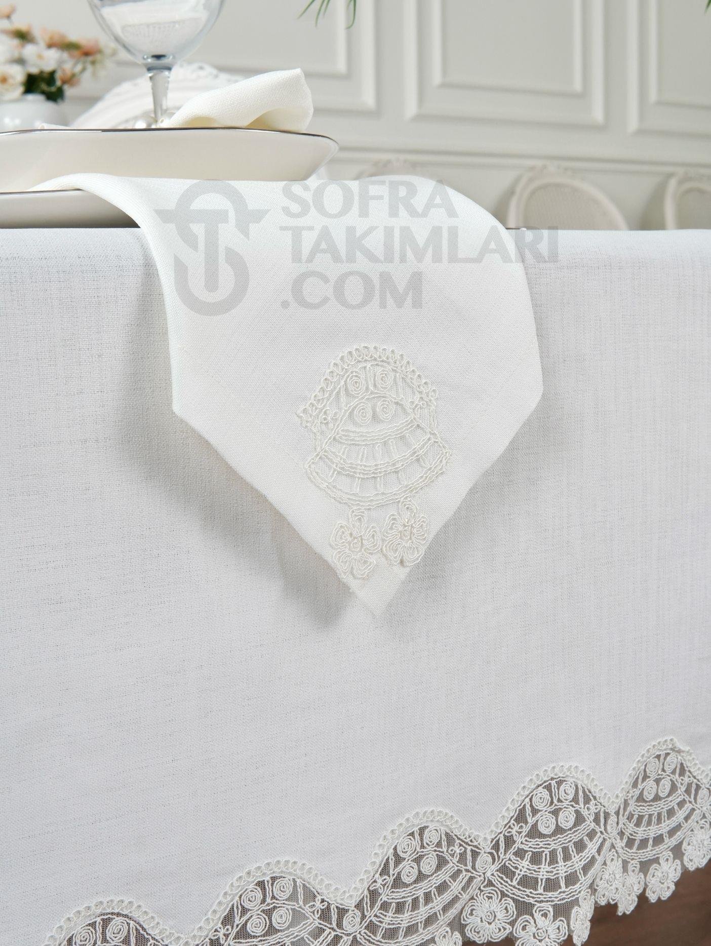 Sevda Lüx Masa Örtüsü Takımı 26 Parça