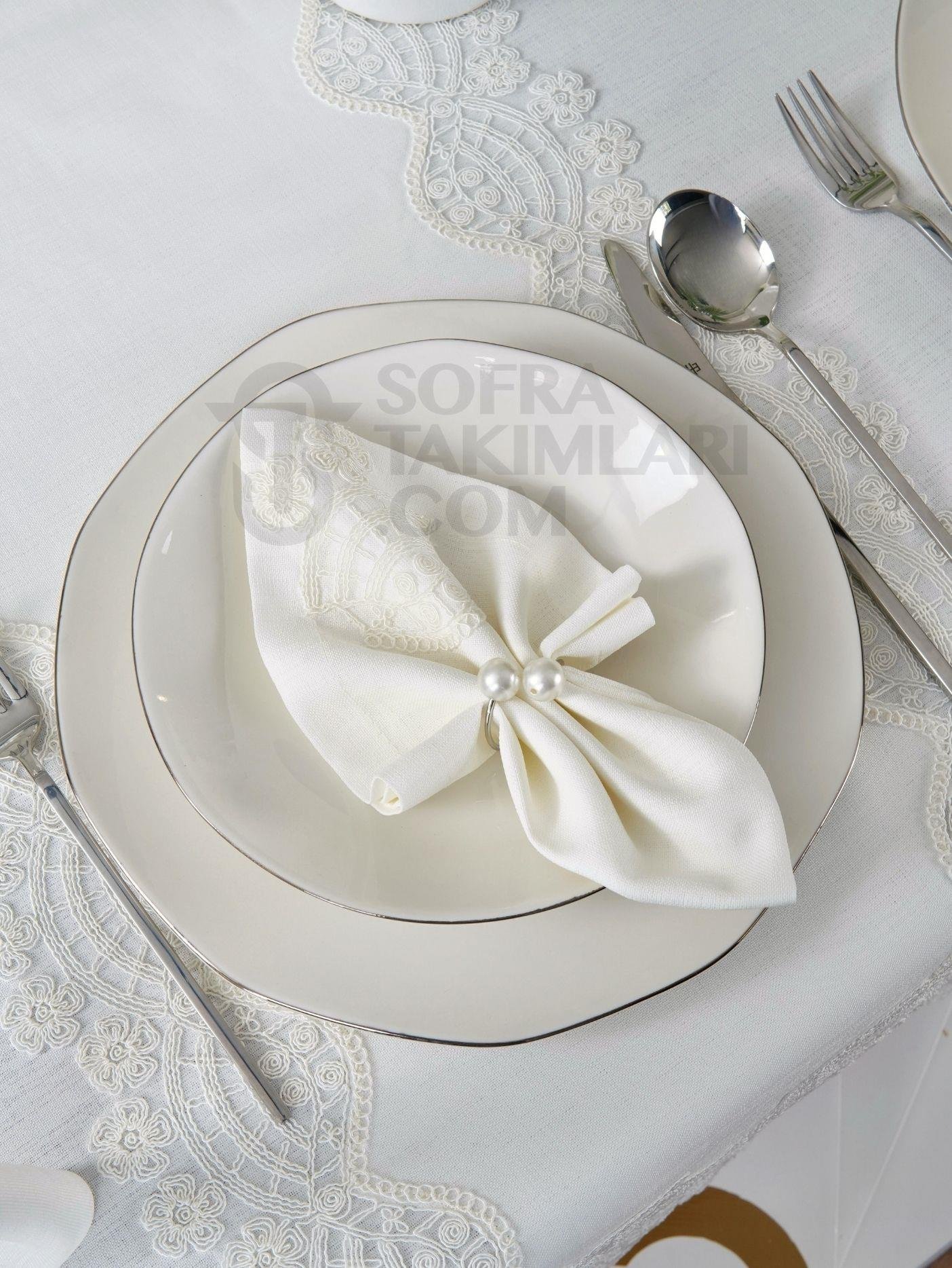 Sevda Lüx Masa Örtüsü Takımı 26 Parça