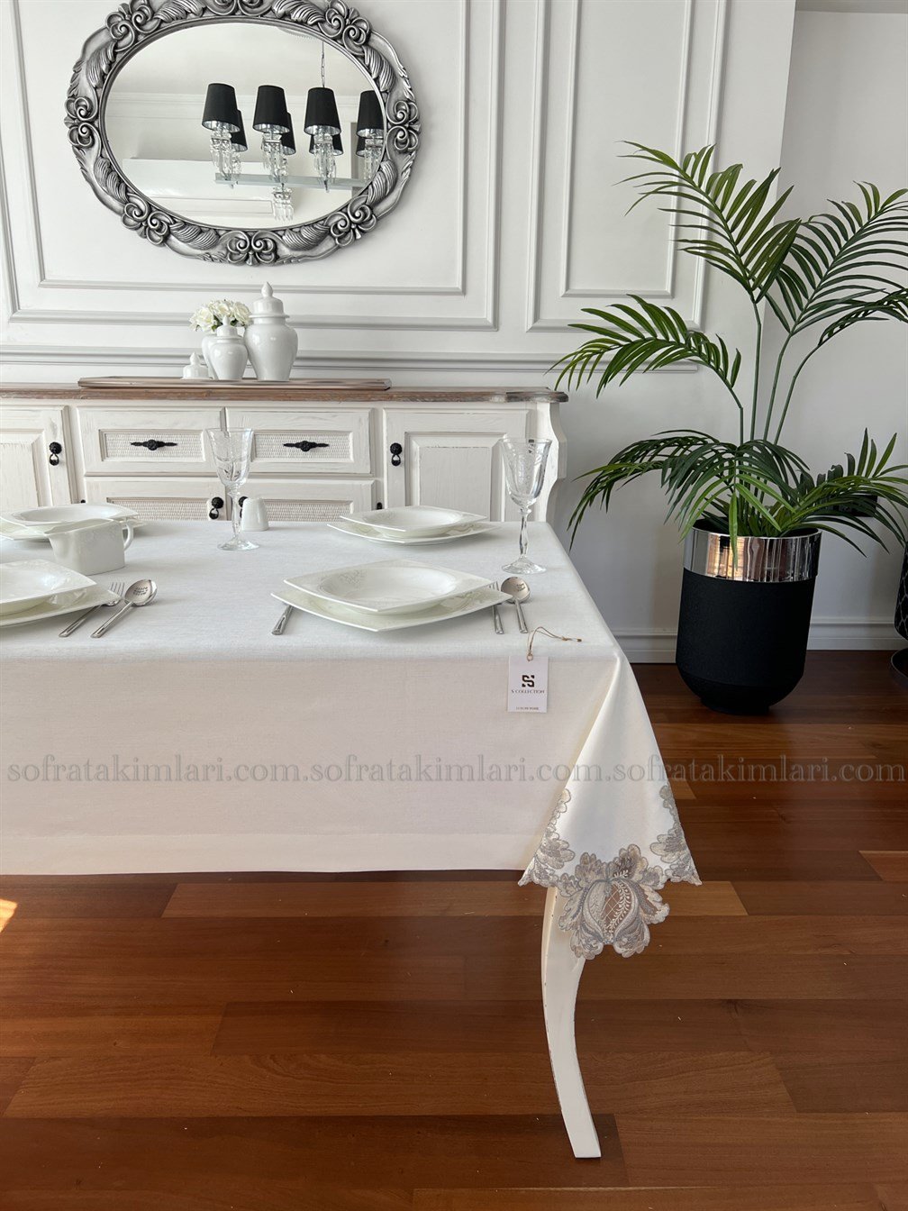 Sweety Model Eko Masa Örtüsü Gümüş Dantelli