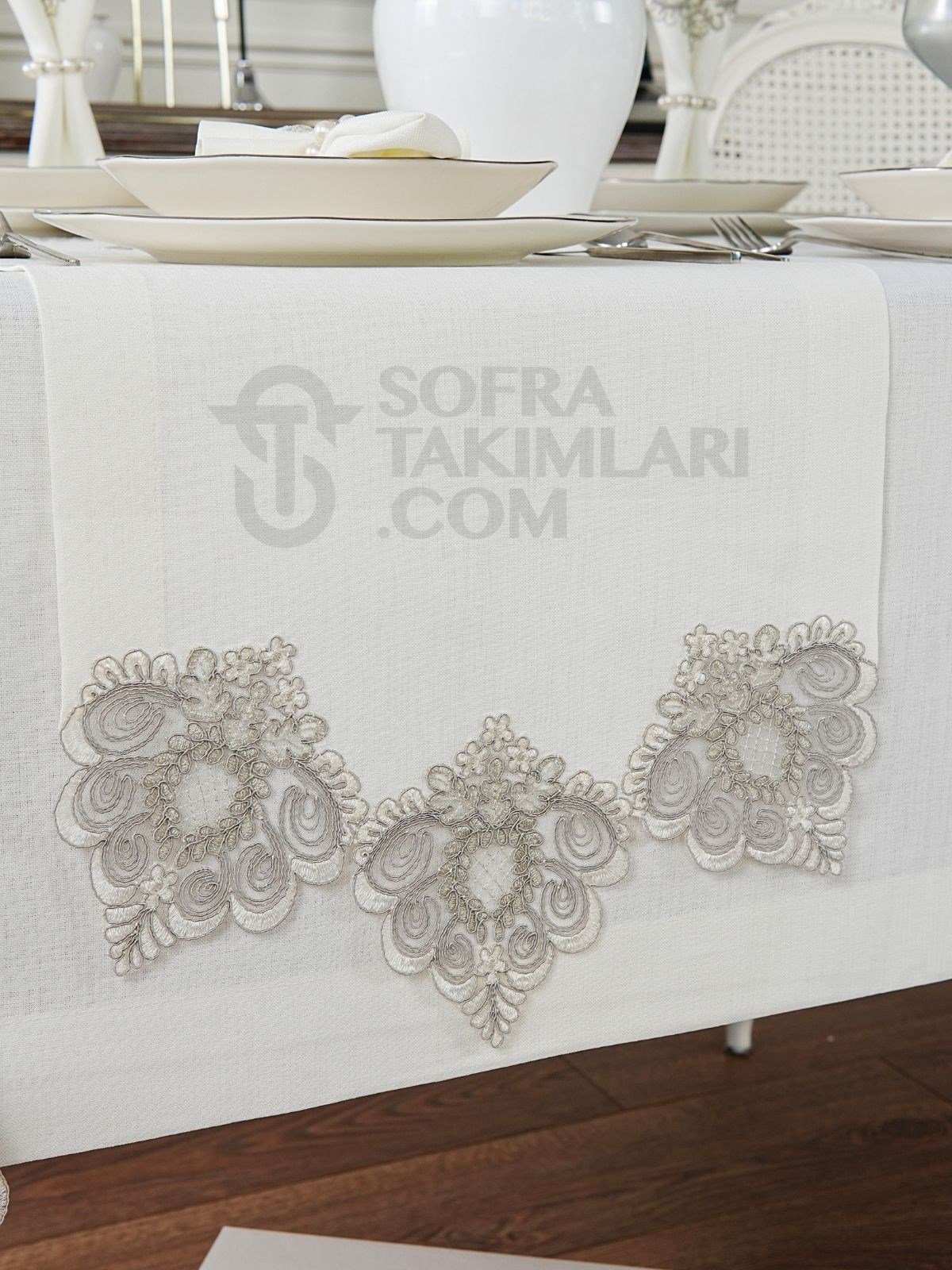 Valentino Model Eko Sofra Takımı 26 Parça Set - Gri Dantel - Kırık Beyaz Keten Kumaş