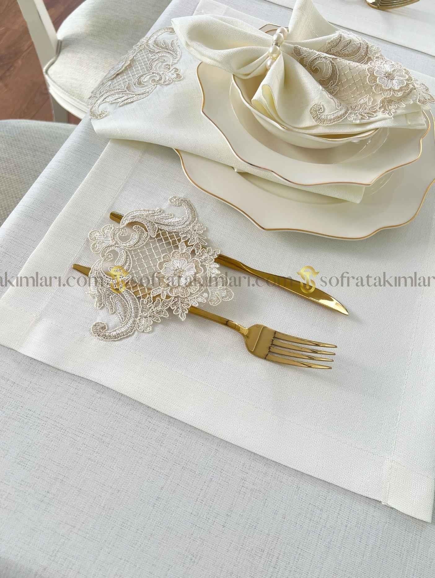 Victoria Model Eko Sofra Takımı - 38 Parça Amerikan Servisli Set - Gold Dantelli - Kırık Beyaz Keten Kumaş