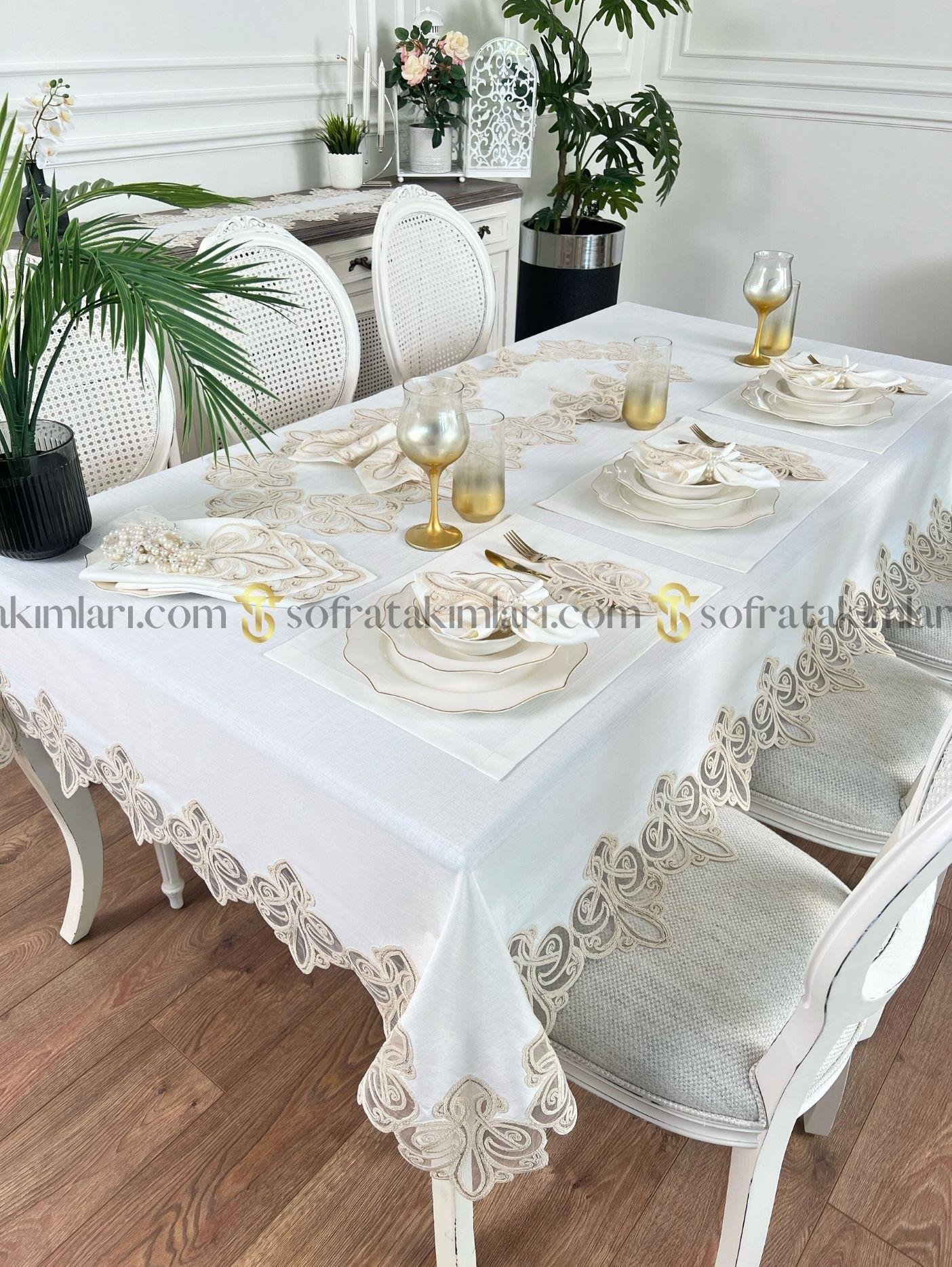 Viento Model Lüx 38 Parça Amerikan Servisli Set -Cappucino Dantelli -  Kırık Beyaz Keten Kumaş
