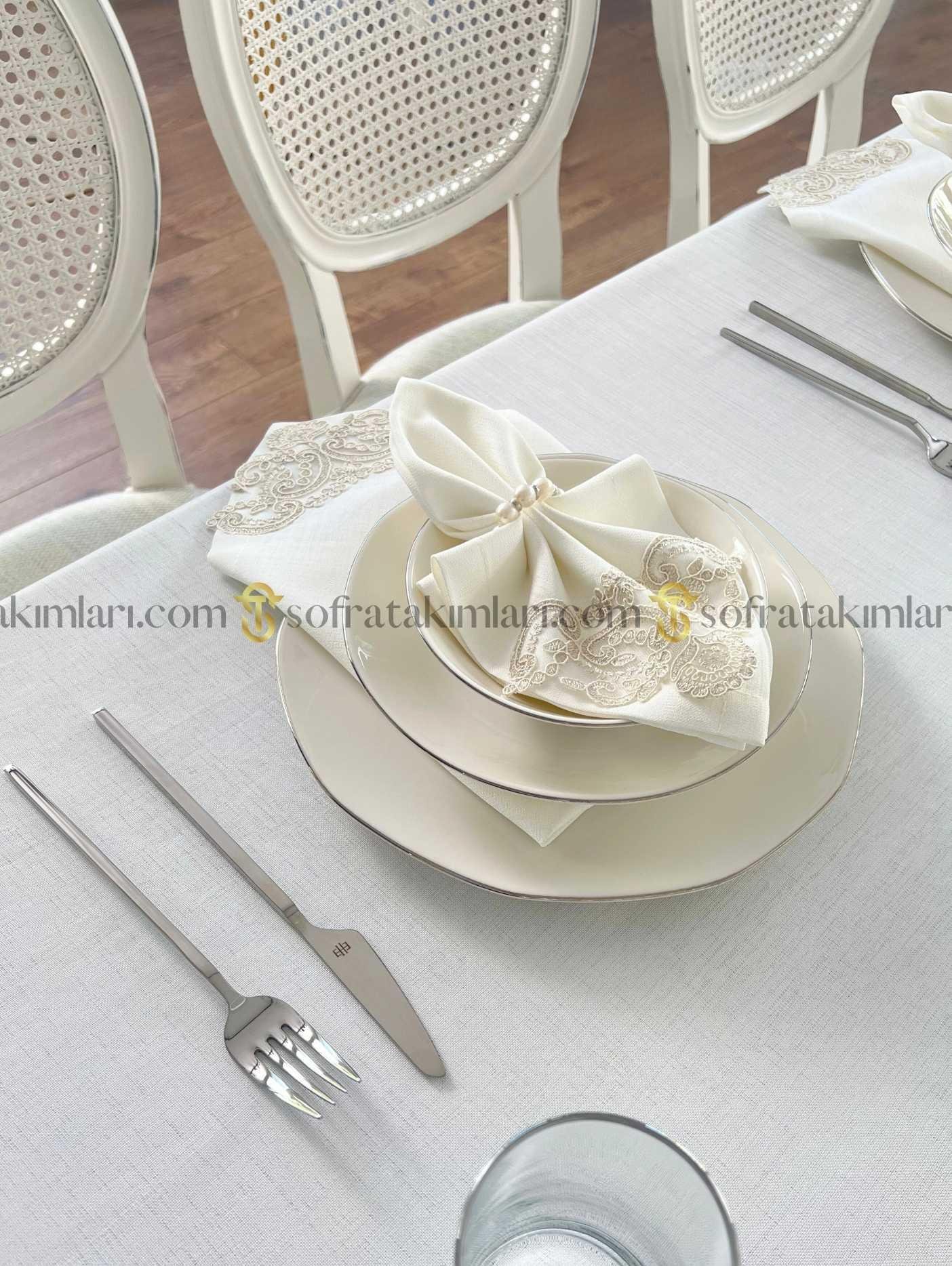 Vintage Model Lüx 26 Parça Sofra Takımı Set - Cappucino Dantelli - Kırık Beyaz Kumaş